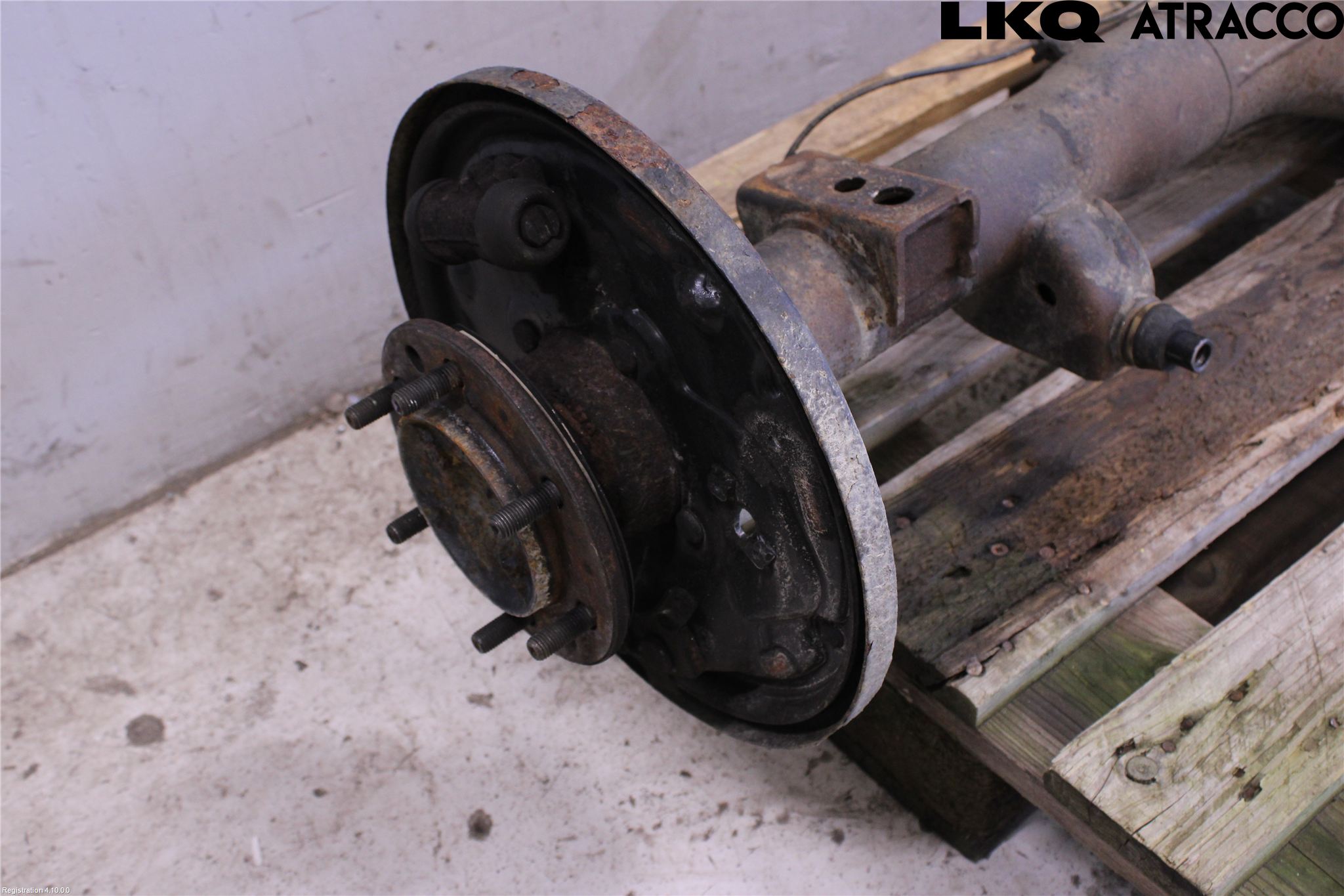 Toyota HILUX 16- Bakaxel