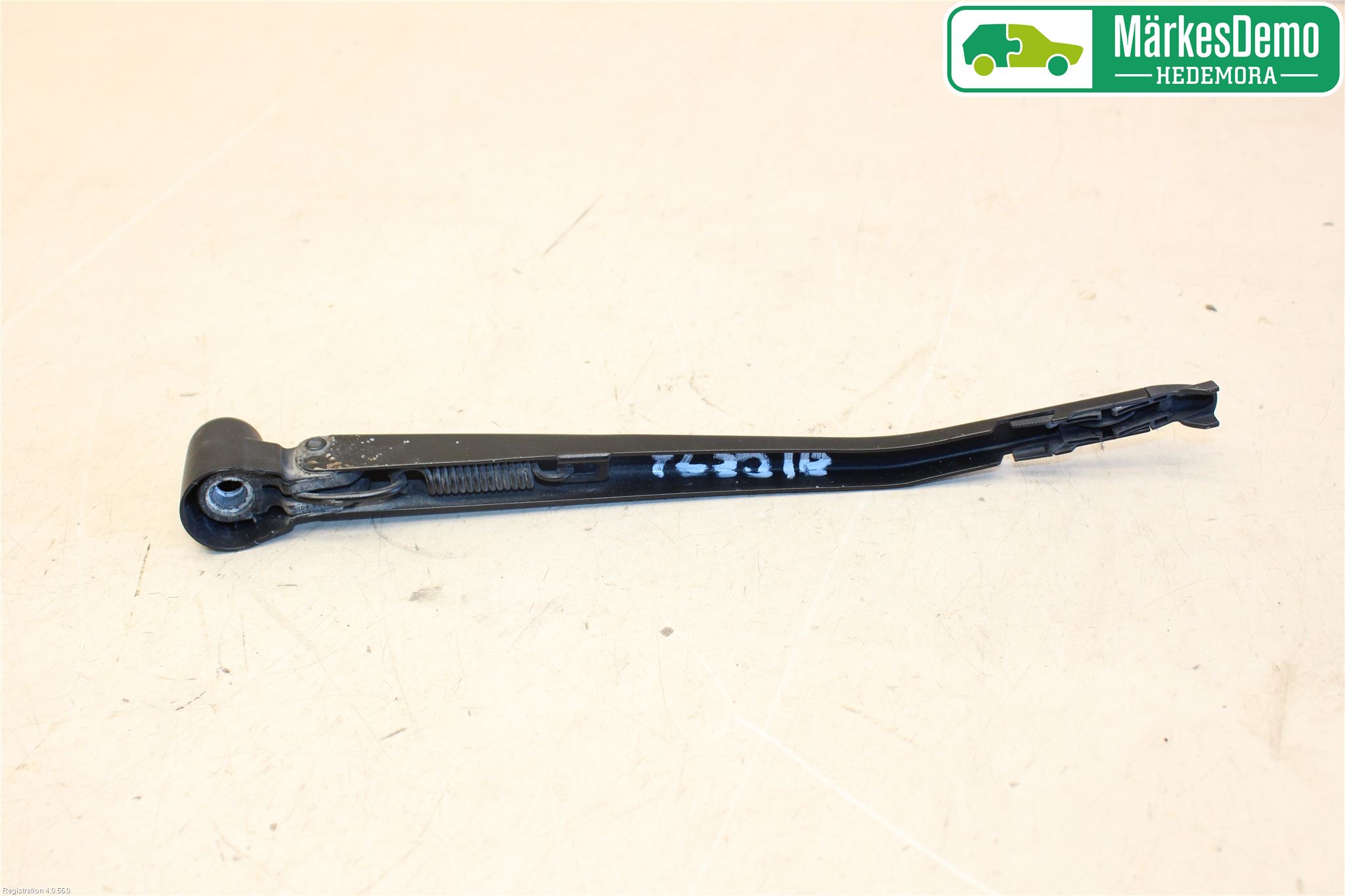 BMW 1 E87/81 5D/3D 03-11 Torkararm-Bakruta