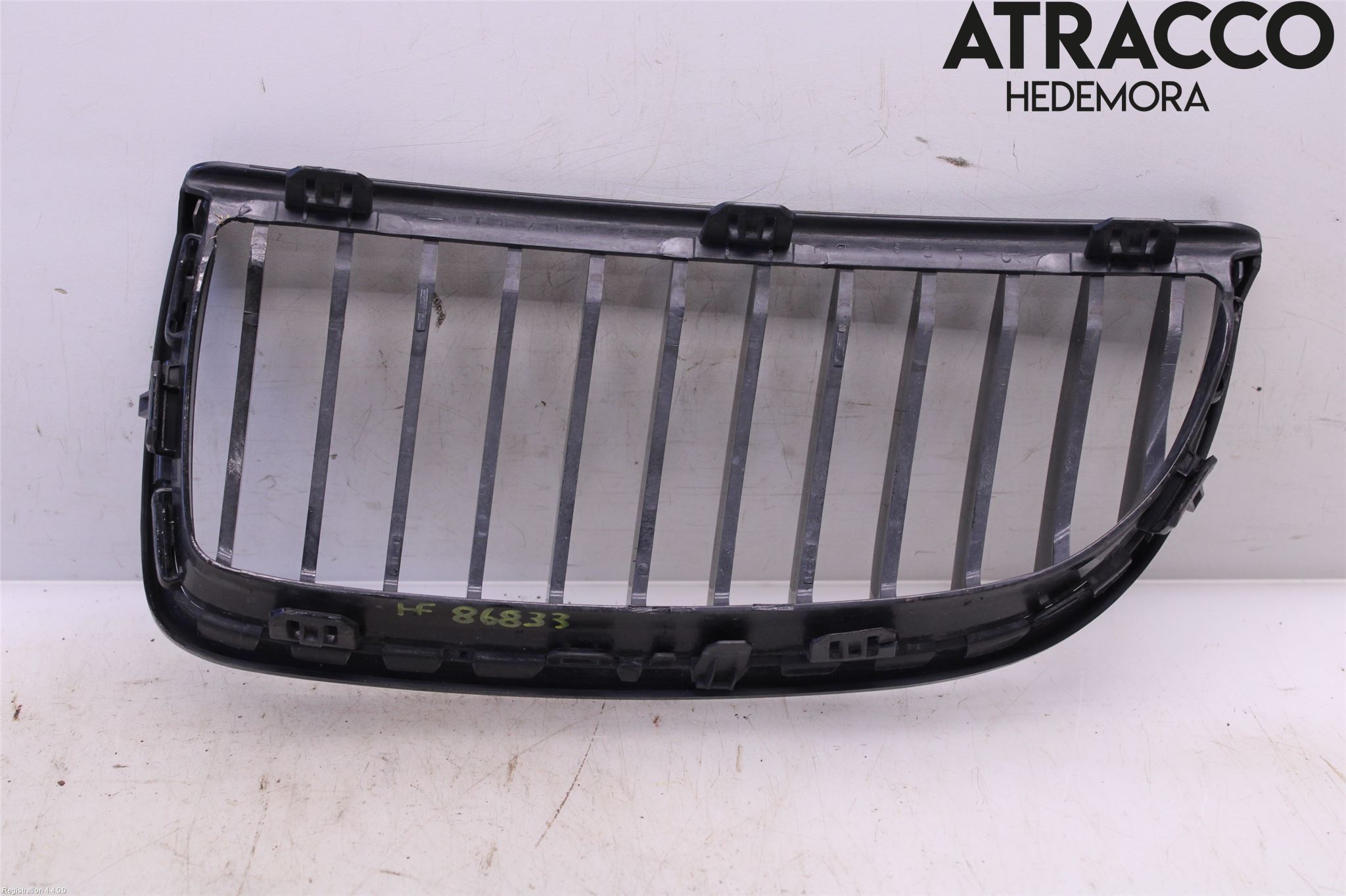 BMW 3 E90/91 SED/TOU 05-12 Grilldel Höger