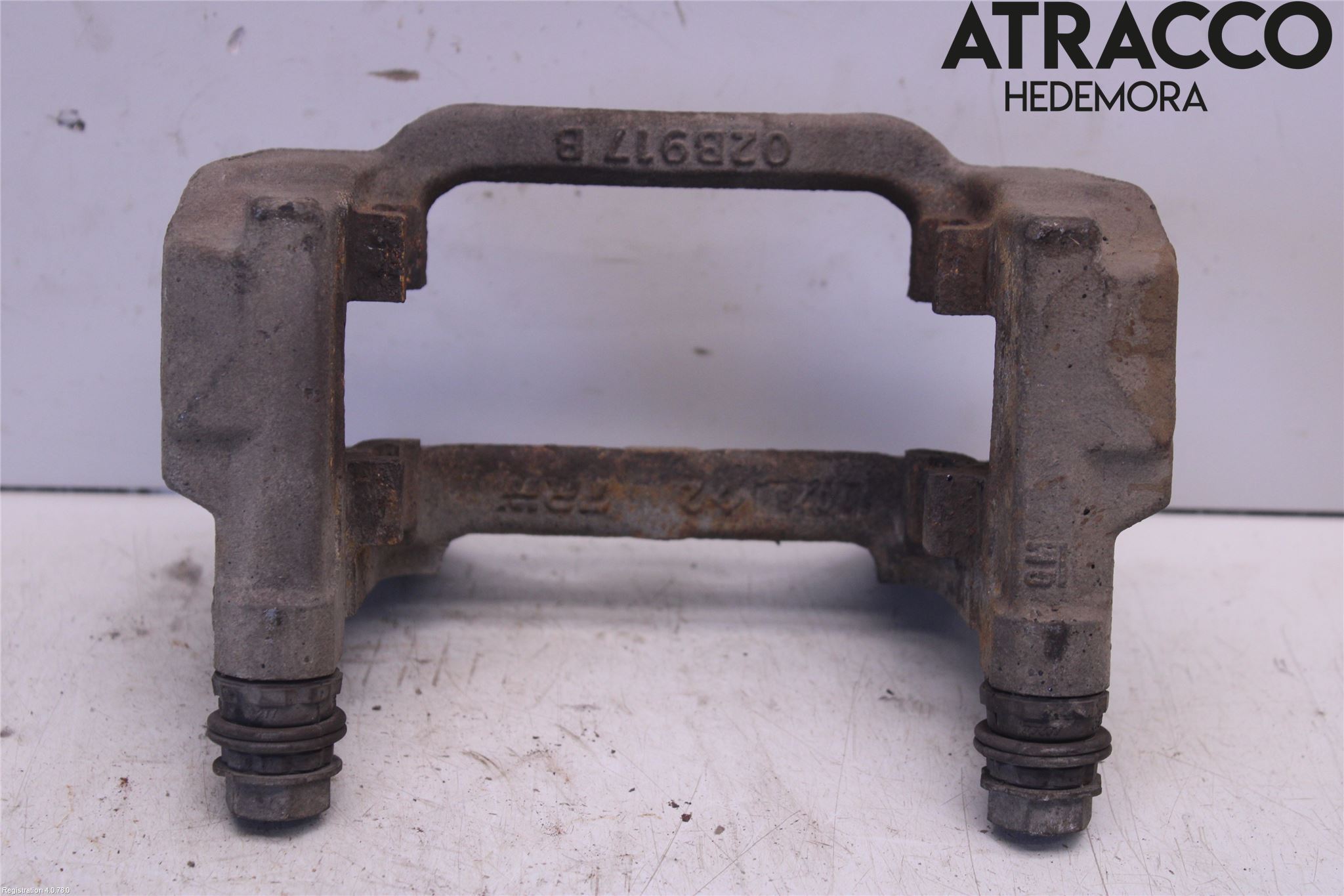 Opel INSIGNIA 17- Bromsokshållare