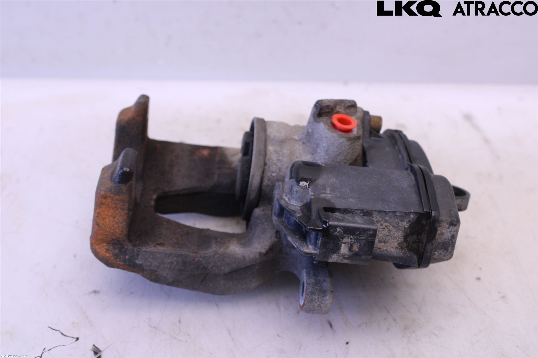 Audi A6 F2/C8 19- Bromsok Bak Höger