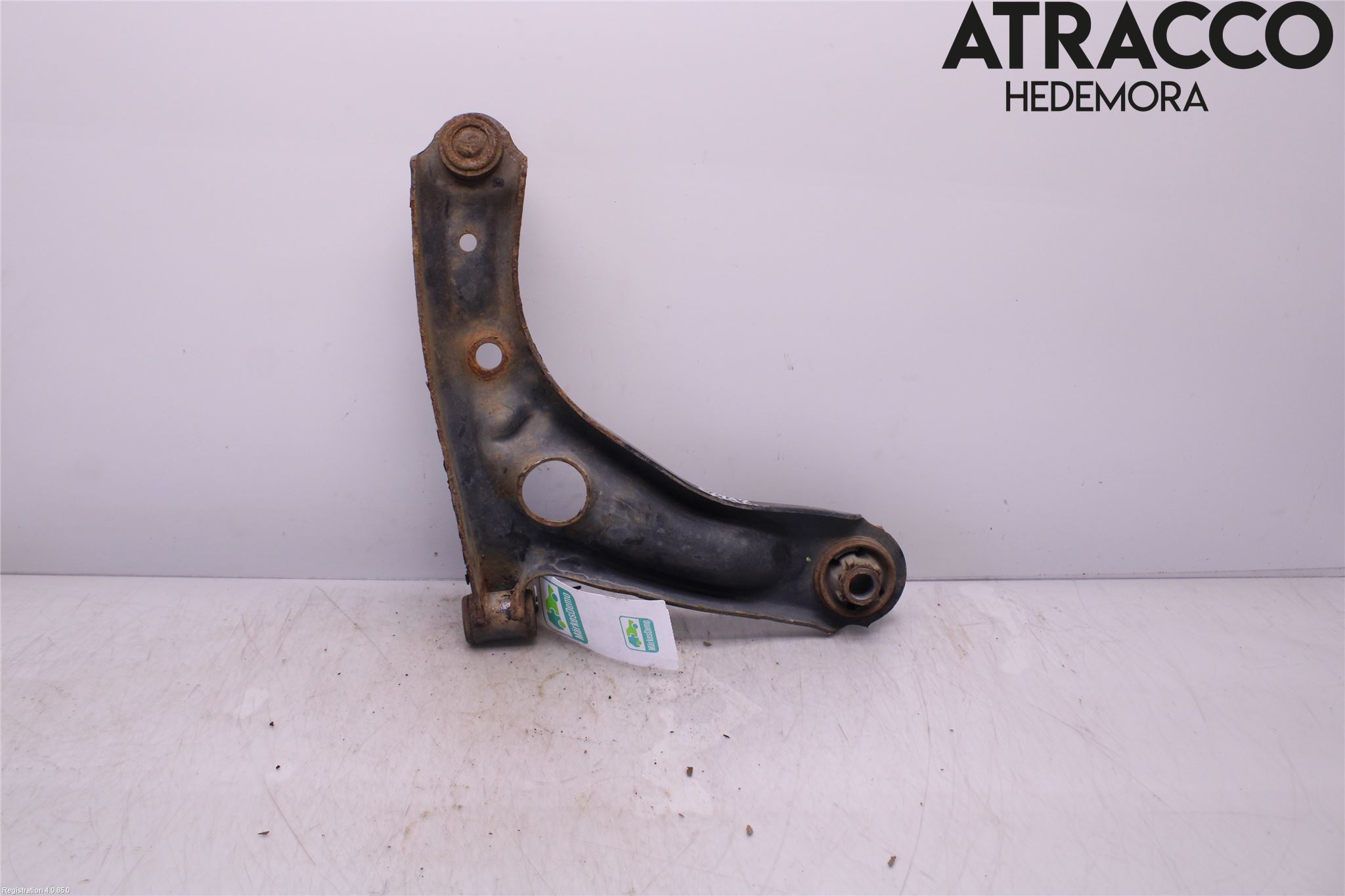 Toyota AYGO 06-14 Bärarm Fram Undre Vä