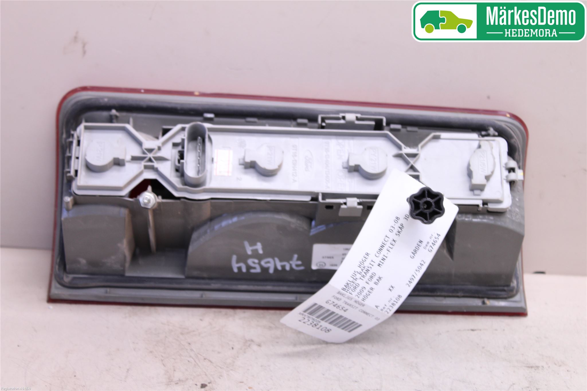 Ford TRANSIT CONNECT 03-08 Bakljus Höger