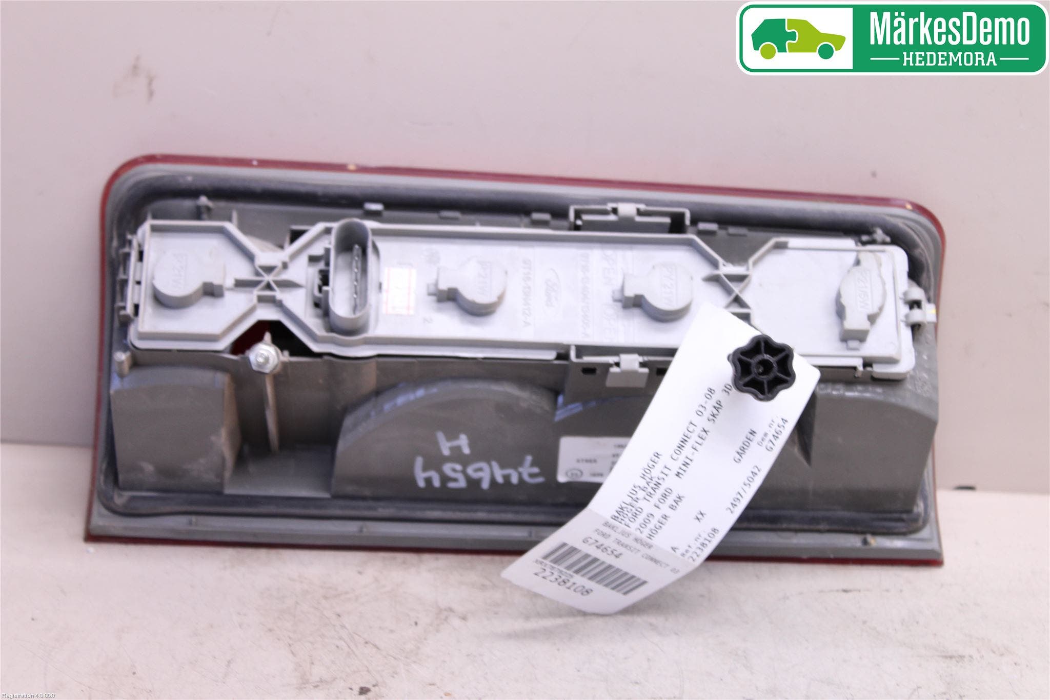 Ford TRANSIT CONNECT 03-08 Bakljus Höger