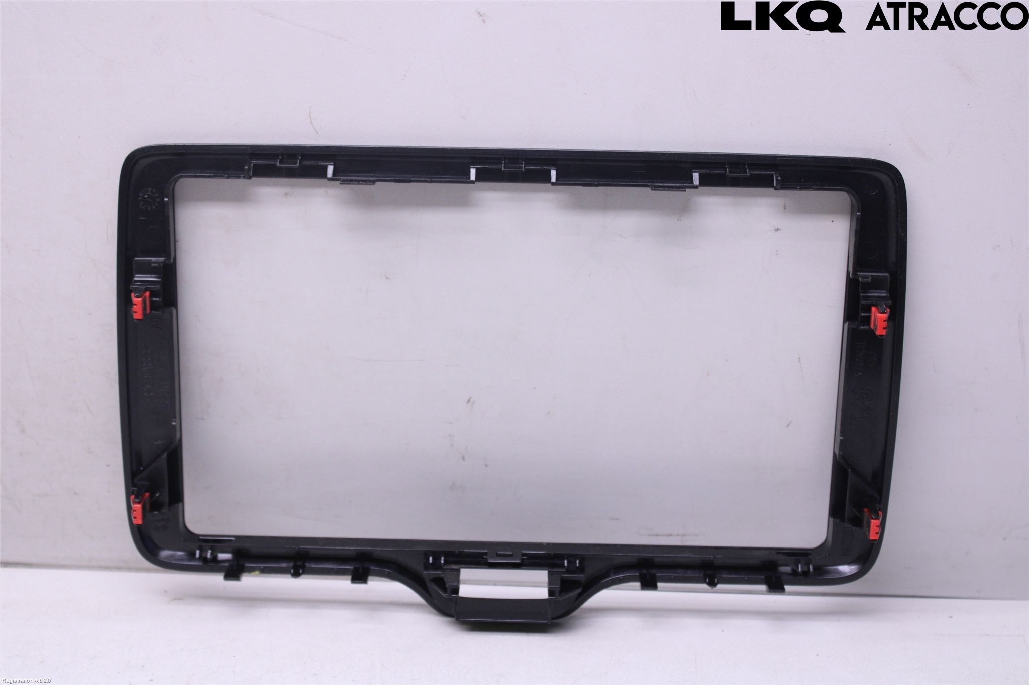 Toyota YARIS CROSS XP21 21- Instrument-Radio Sarg
