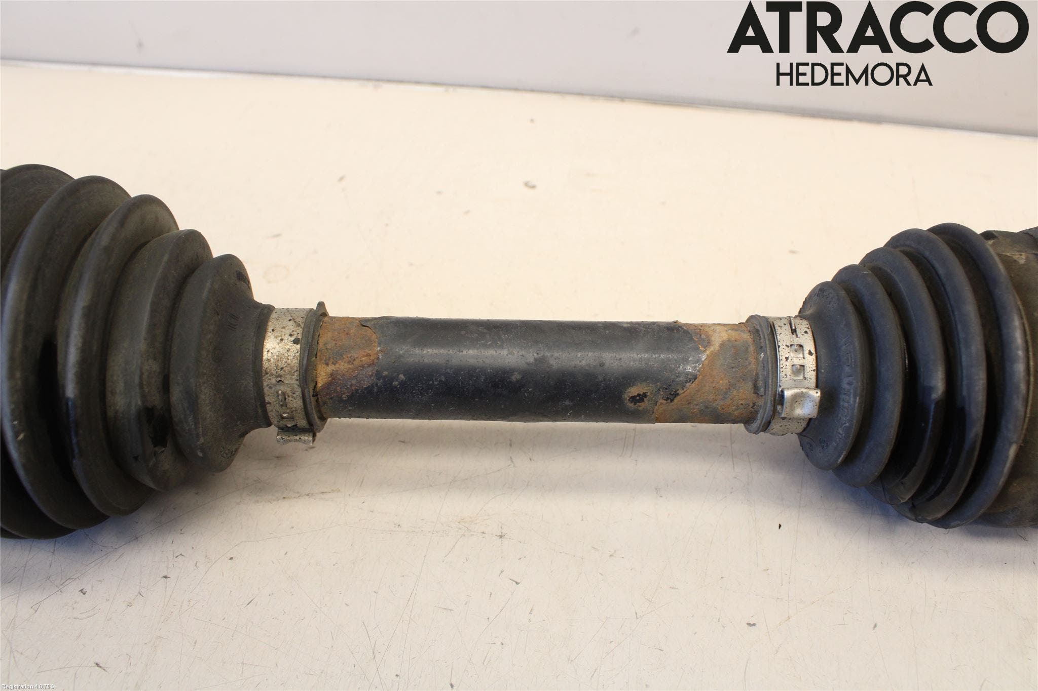 Opel INSIGNIA 17- Drivaxel Fram Höger