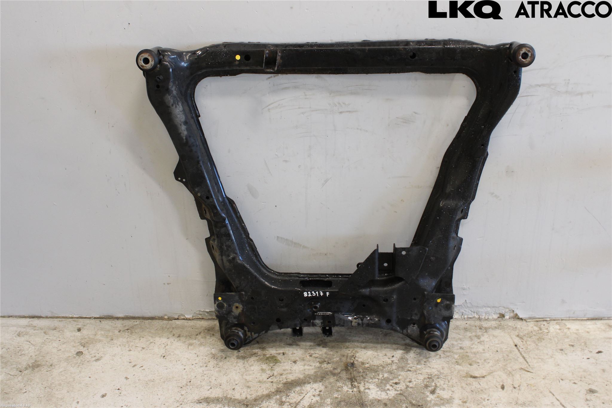 Nissan X-TRAIL 14-21 Framvagnsbalk