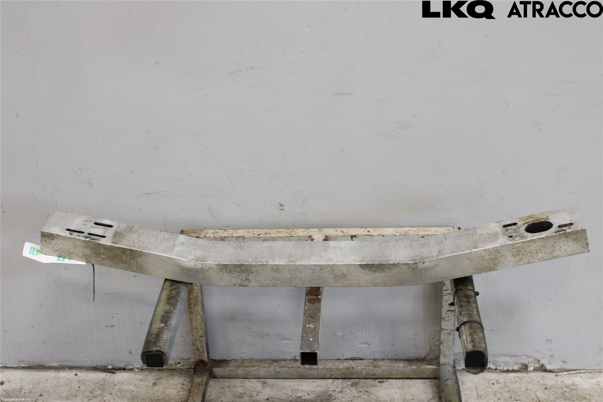 Nissan LEAF 11-17 Stötfångarbalk Fram