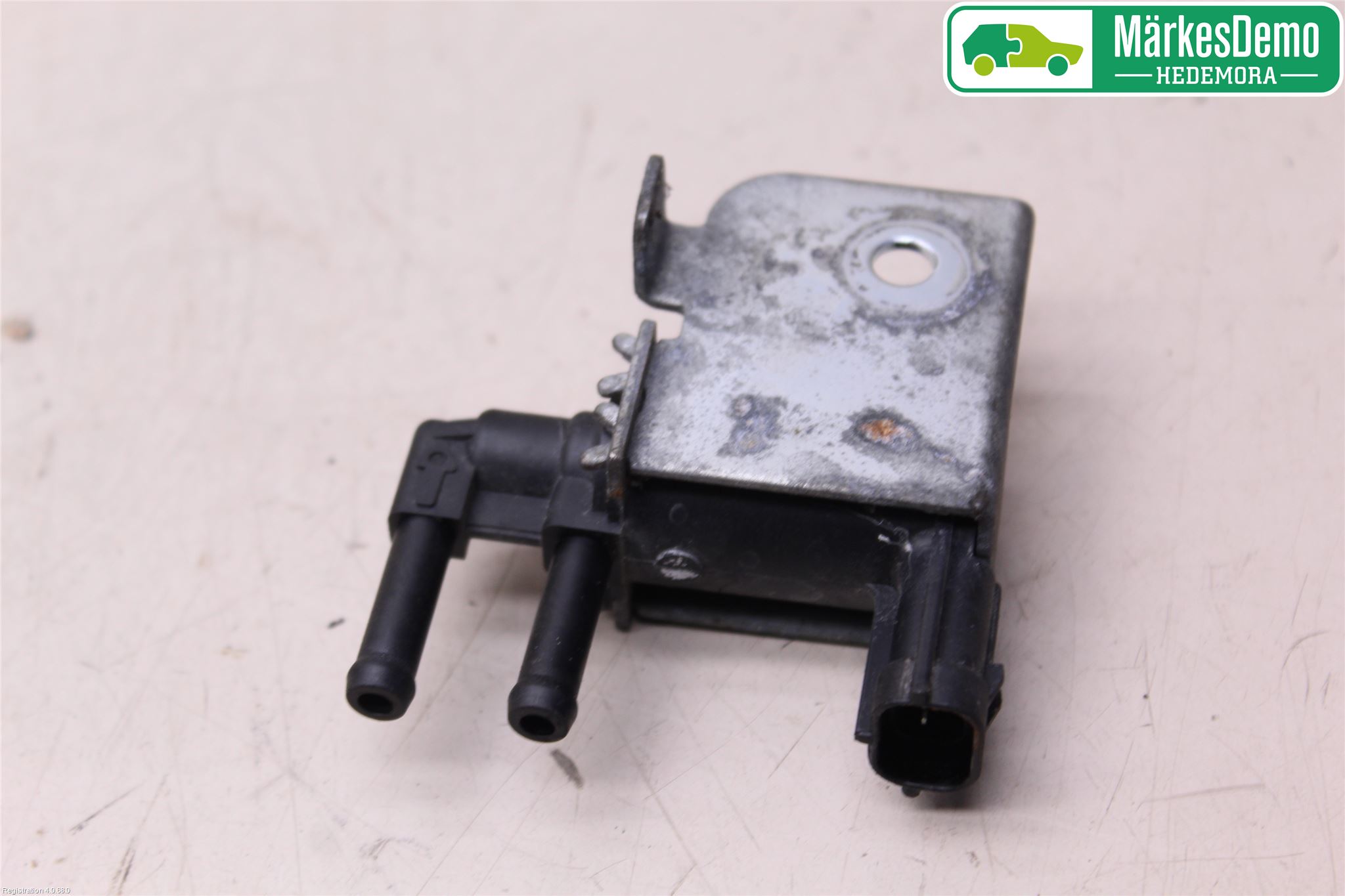 Suzuki SWIFT 11-16 Vakuumventil