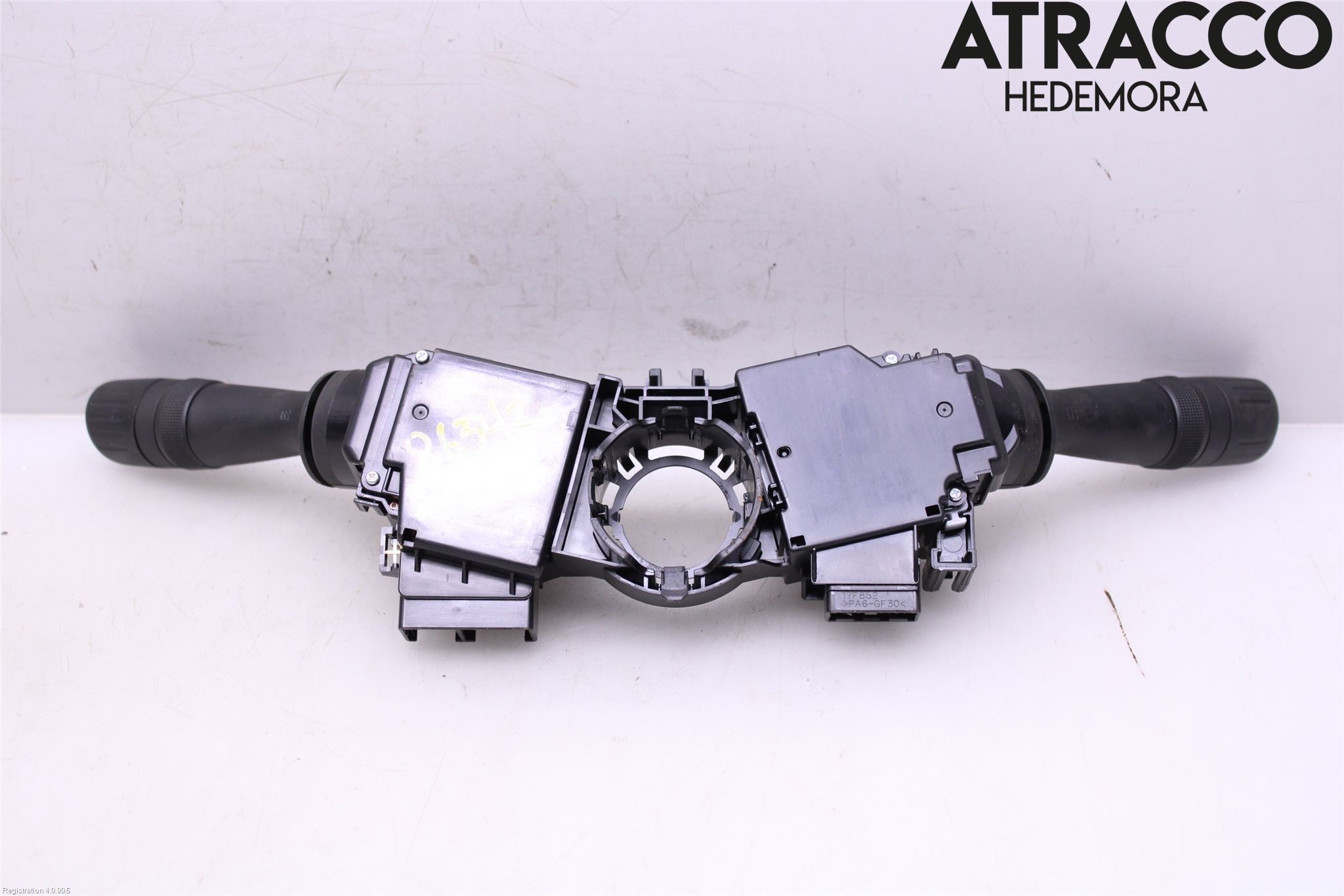 Toyota AURIS 13-19 Spakcentral