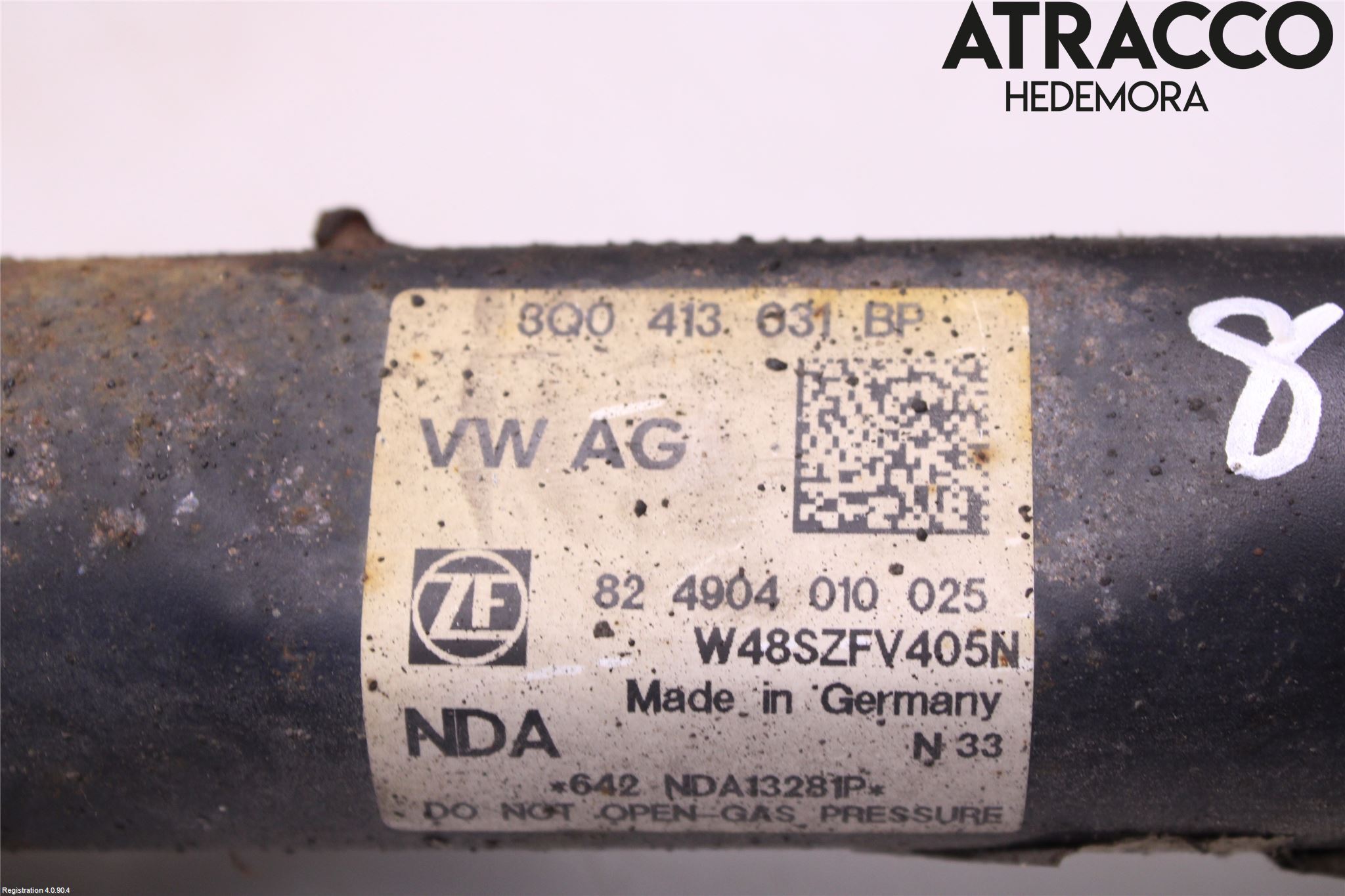 Volkswagen VW PASSAT 15-19 Fjäderben Fram Vänster