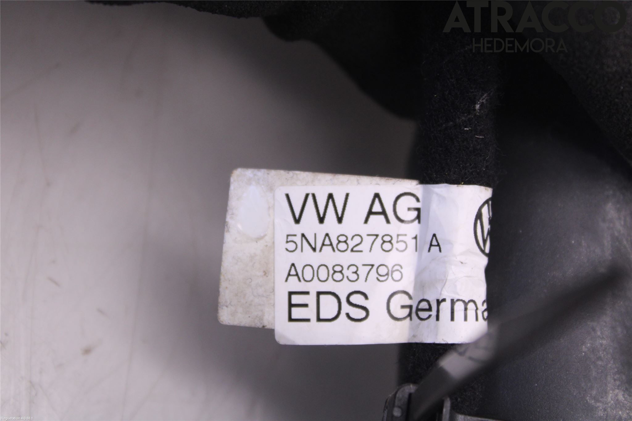 Volkswagen VW TIGUAN 16-24 Bakluckeöppnare Automatisk