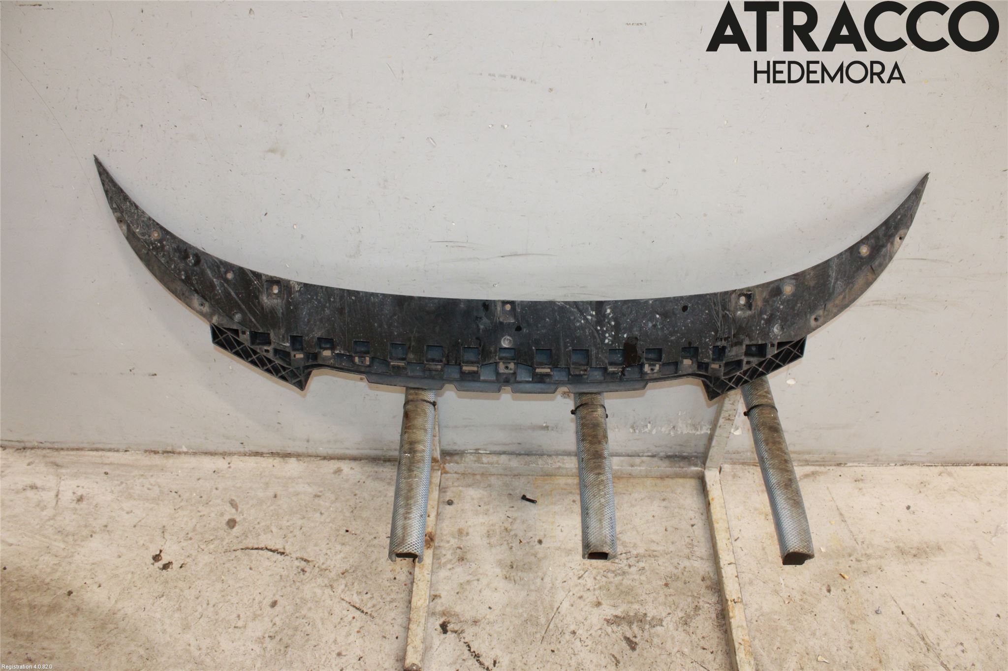 Audi A3/S3 05-13 Hasplåt Plåt-Plast