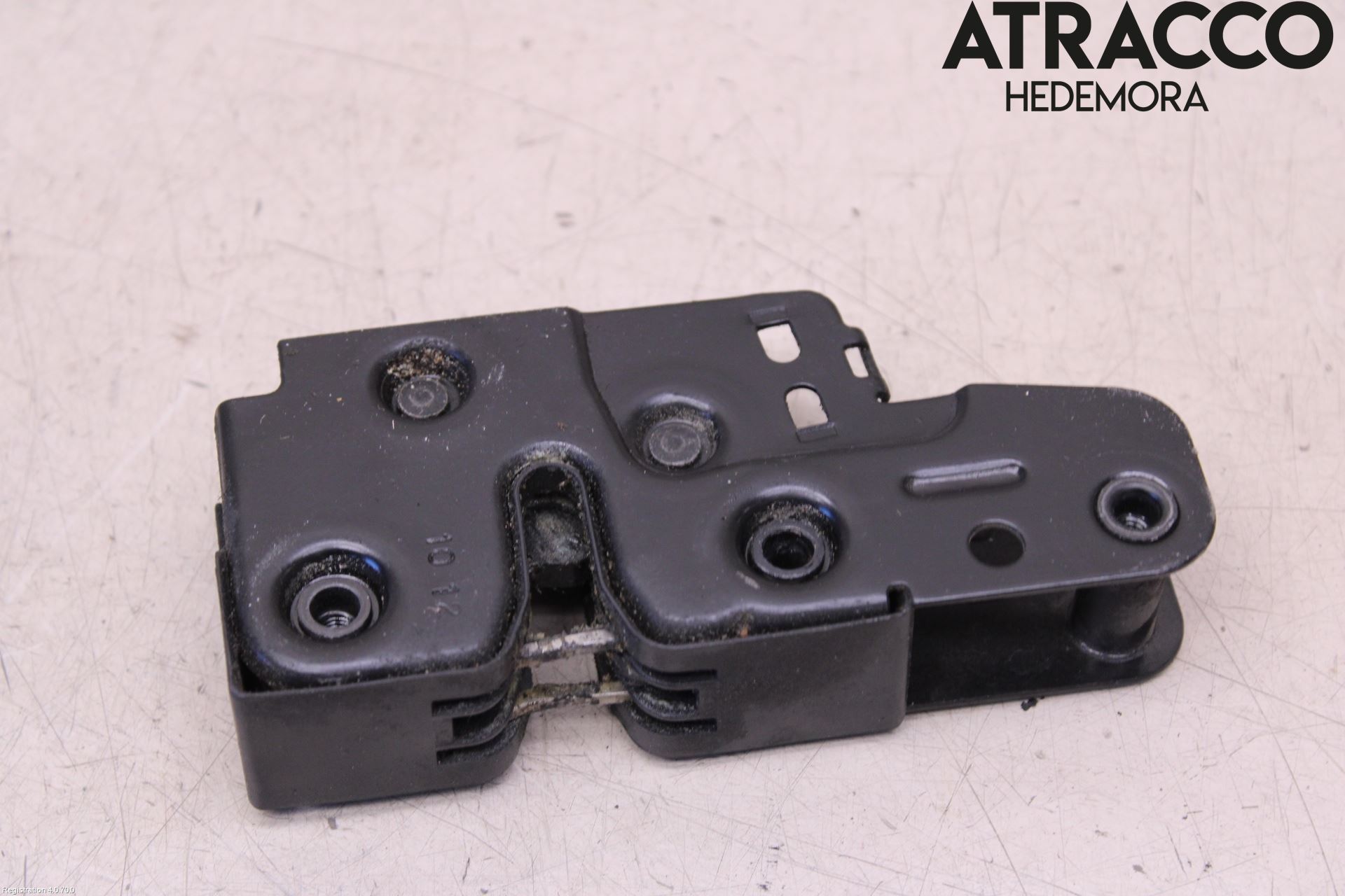 Audi A4/S4 08-11 Huvlås