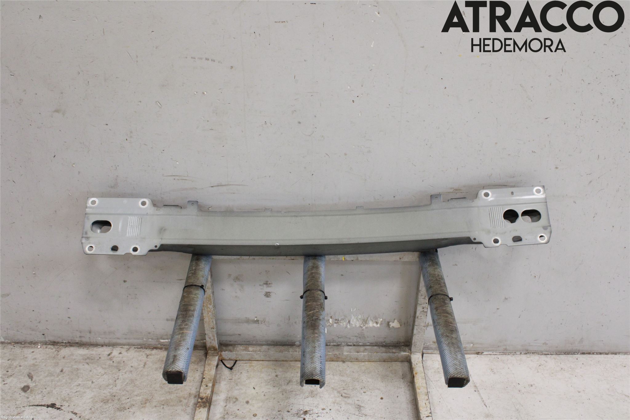 Volvo V70 08-13 Stötfångarbalk Fram