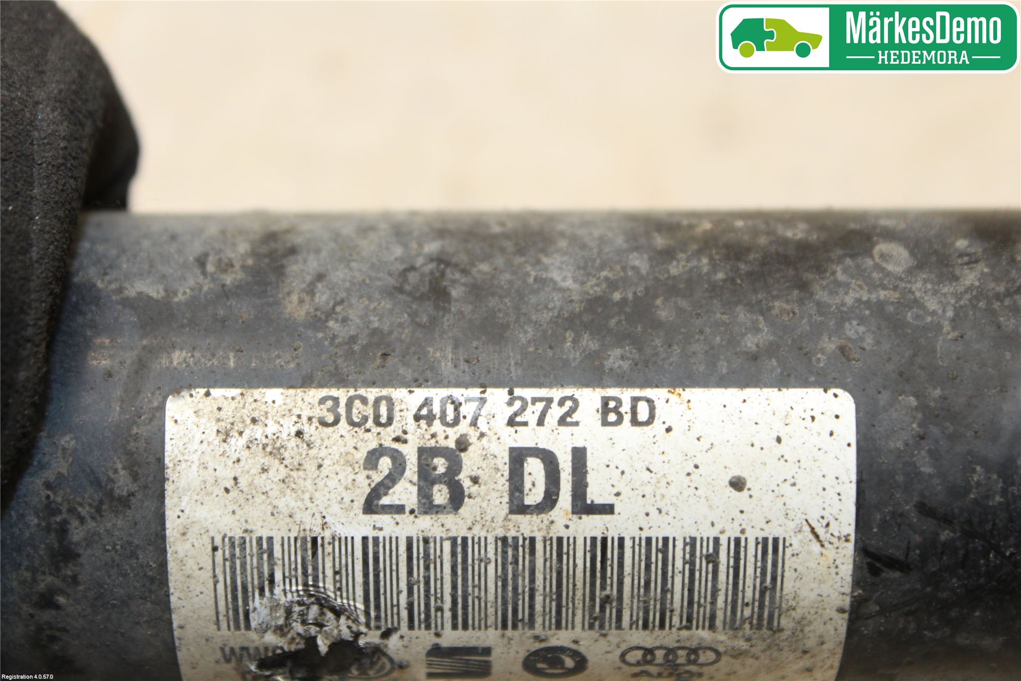 Volkswagen VW PASSAT 11-14 Drivaxel Fram Höger