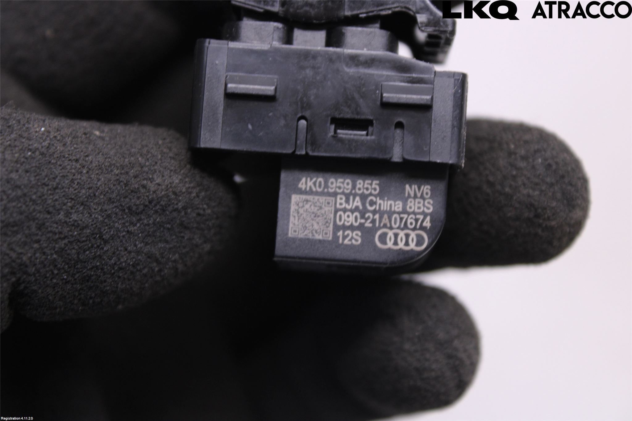 Audi A6 F2/C8 19- Strömställare Elhiss