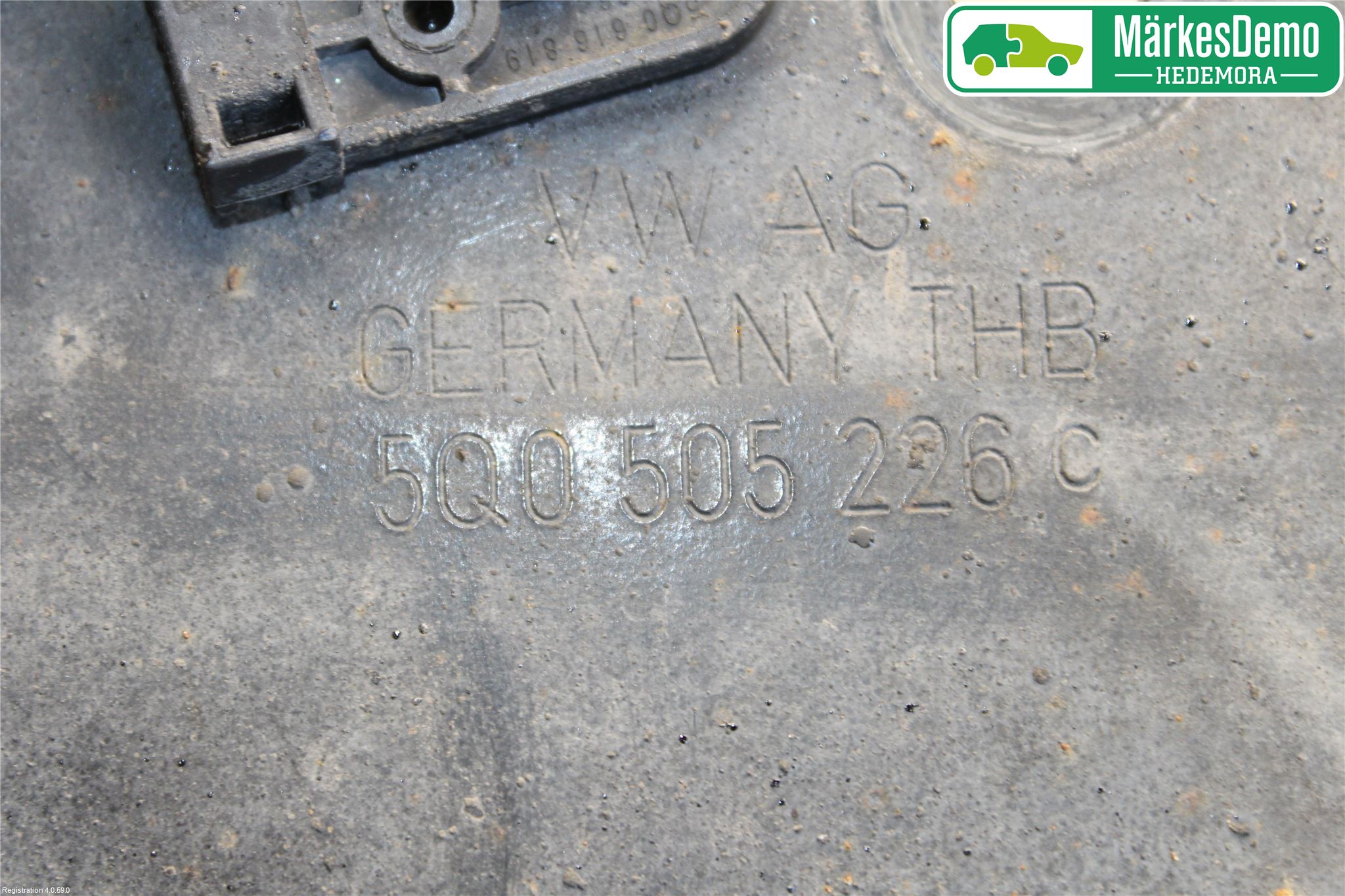 Volkswagen VW PASSAT 15-19 Bärarm Bak Höger