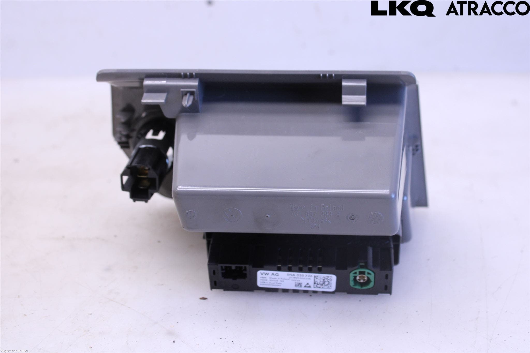 Volkswagen VW CRAFTER II / E-CRAFTER 17- Instrumentbräda Förvaringsfack
