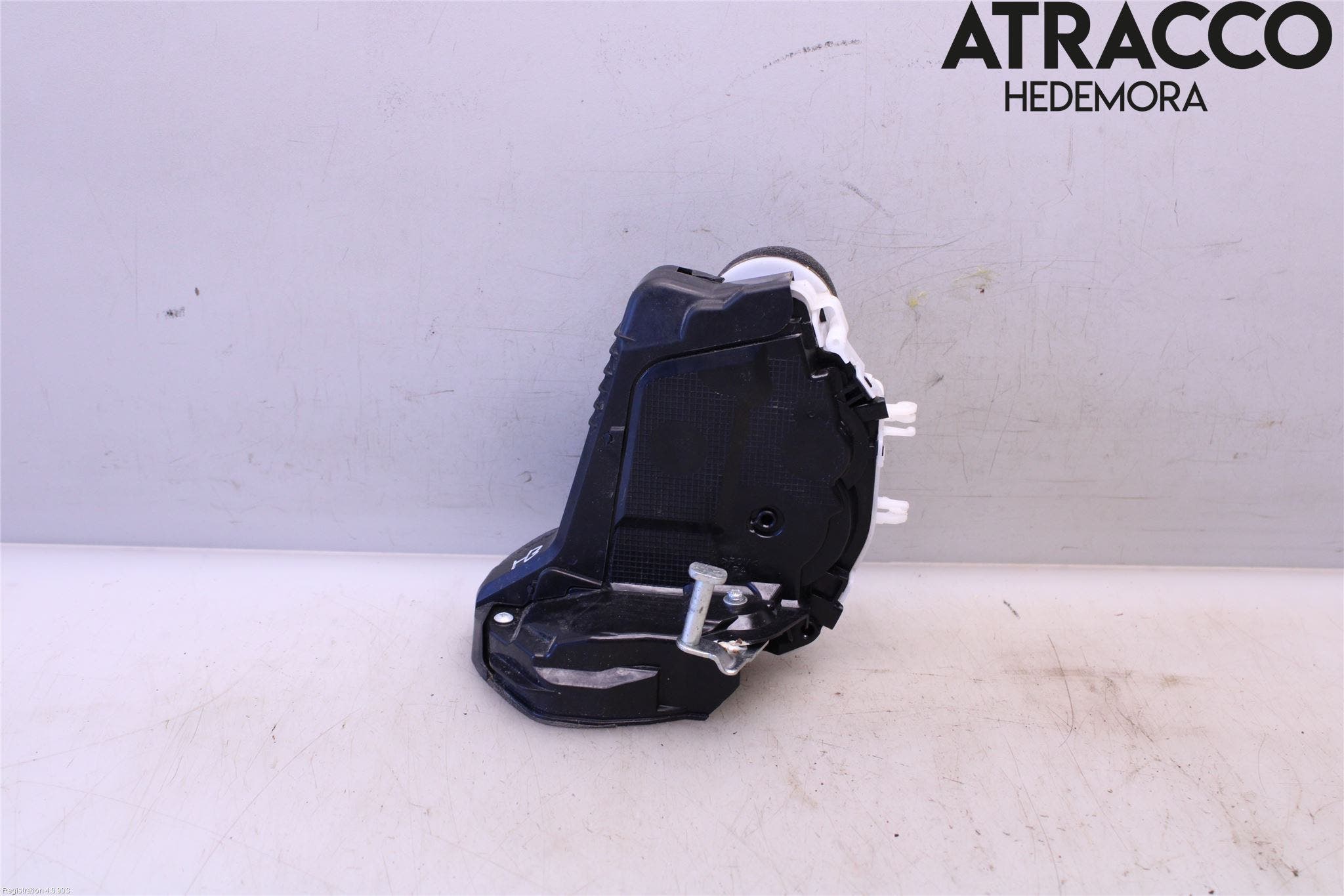 Subaru OUTBACK 15-20 Låskista-Dörrlås