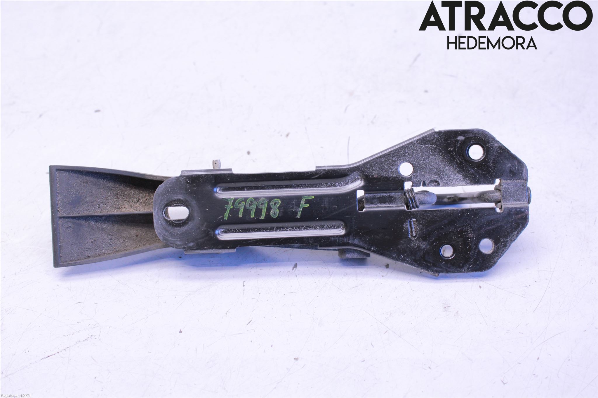 Audi A6 ALLROAD 12-18 Huv Spärr