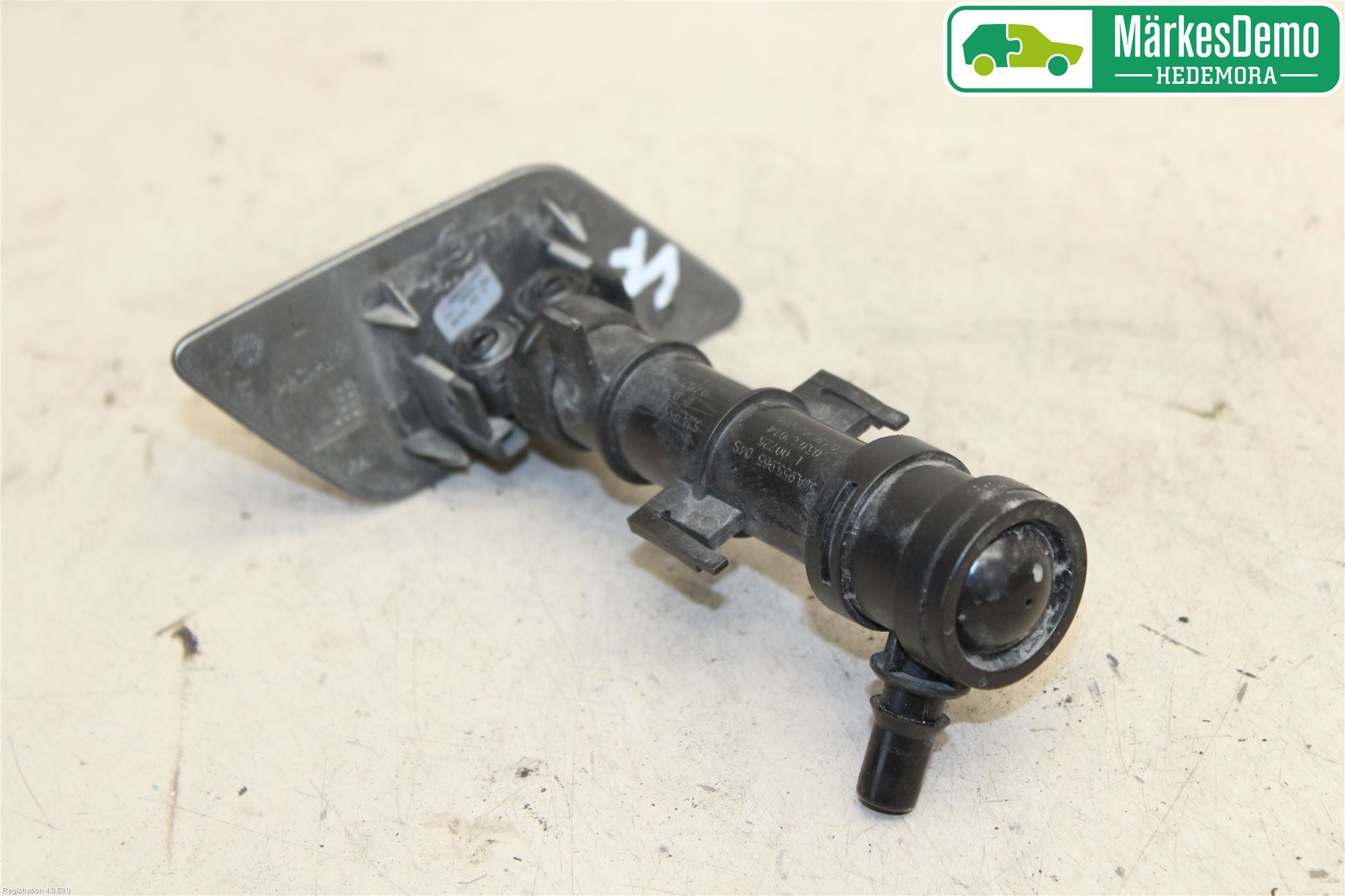 Skoda RAPID Spolarmunstycke Strålkastare