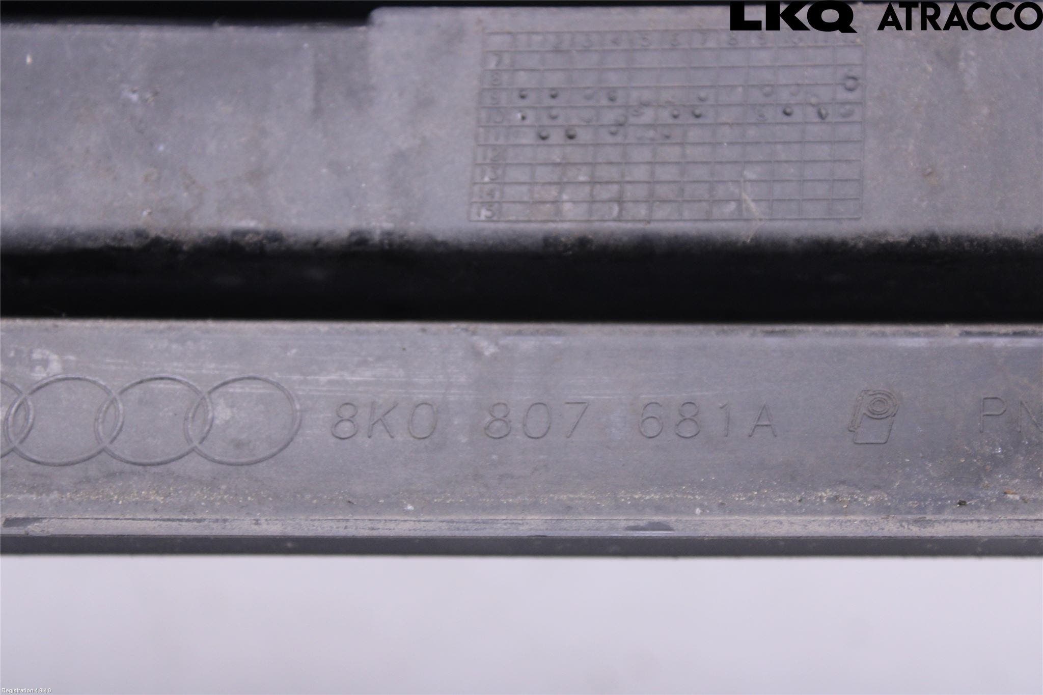 Audi A4/S4 08-11 Dimljussarg Fram