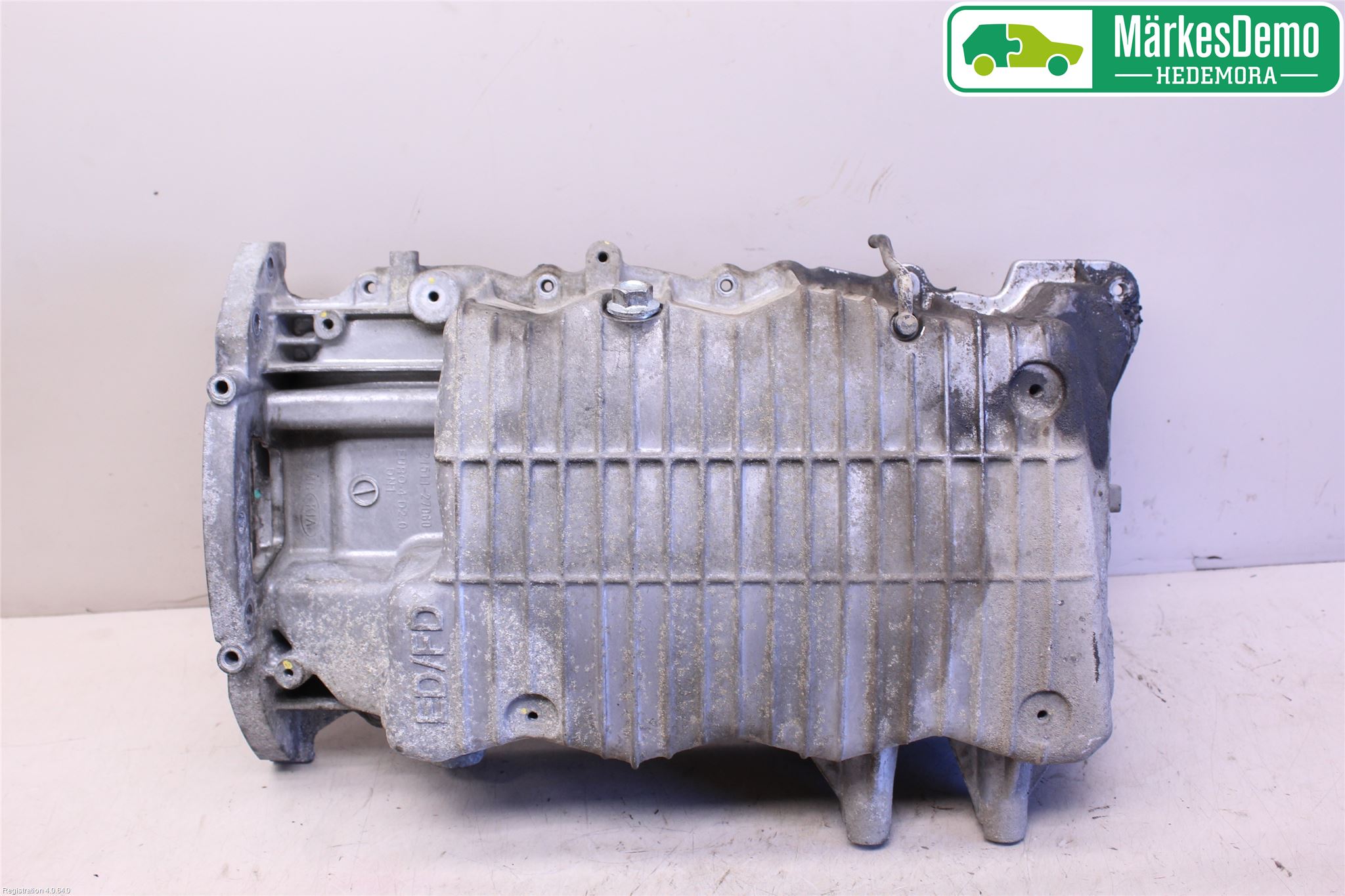 Kia CEED 12-18 Oljetråg