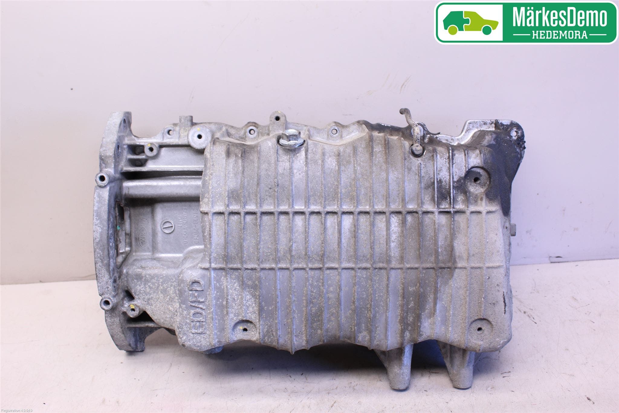 Kia CEED 12-18 Oljetråg