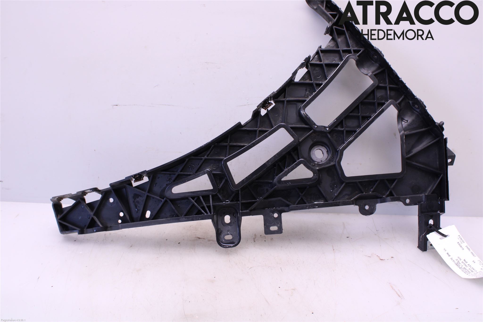 Jaguar F-PACE Stötfångarfäste Bak Vä