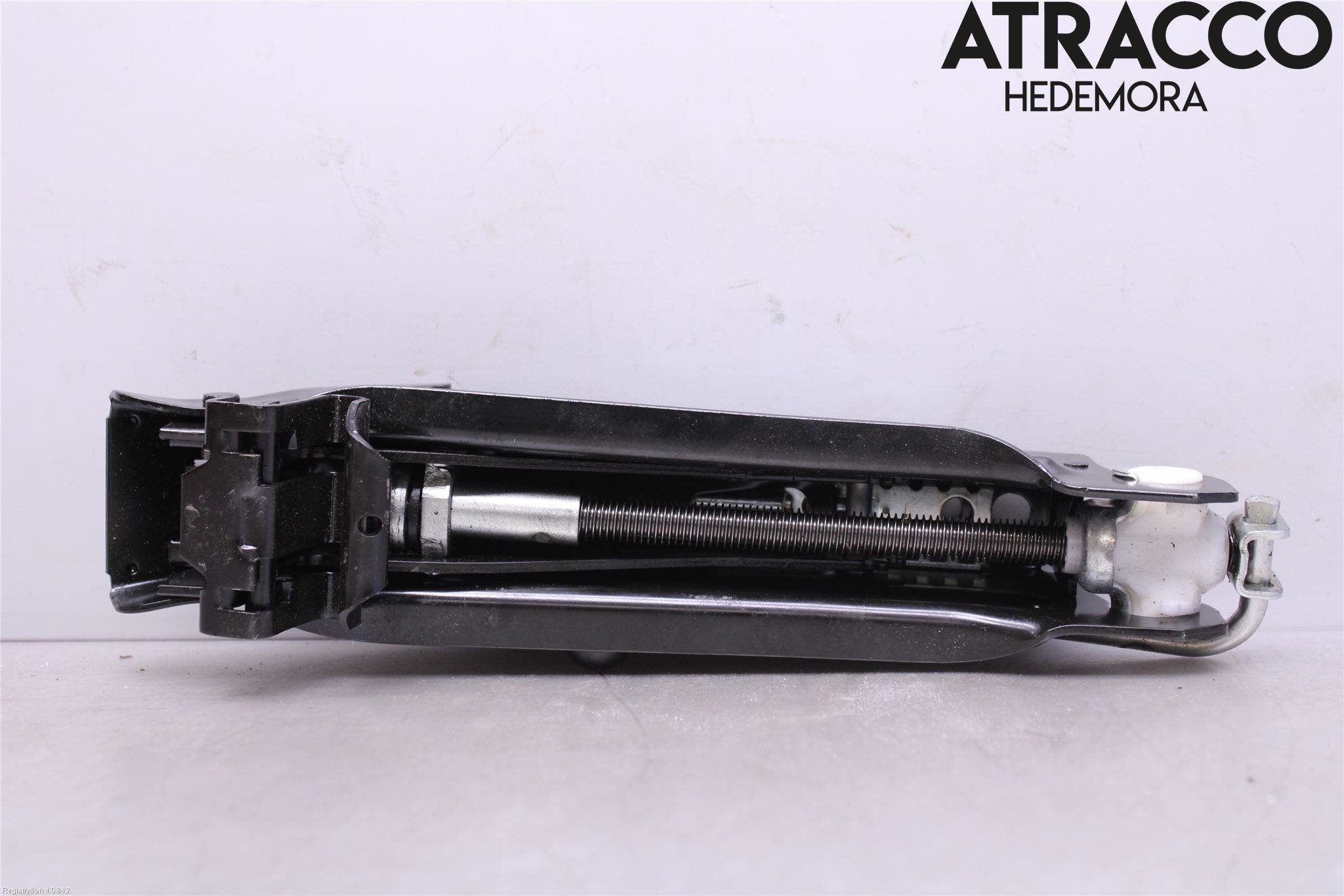 Volkswagen VW GOLF VI 09-13 Domkraft