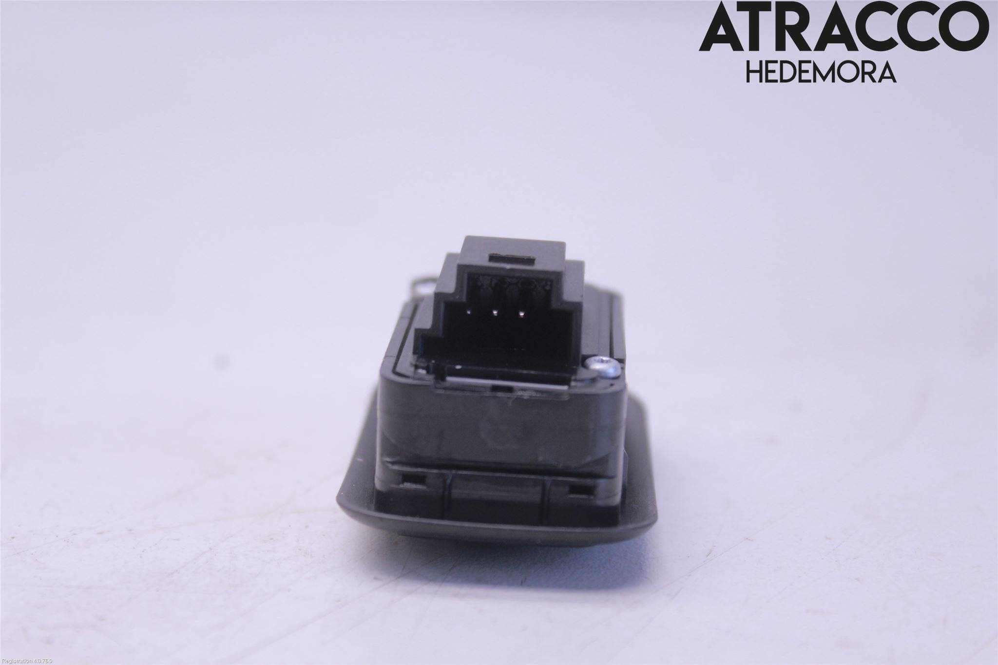 Mercedes-Benz MB C-KLASS (W204) 07-15 Strömställare Baklucka