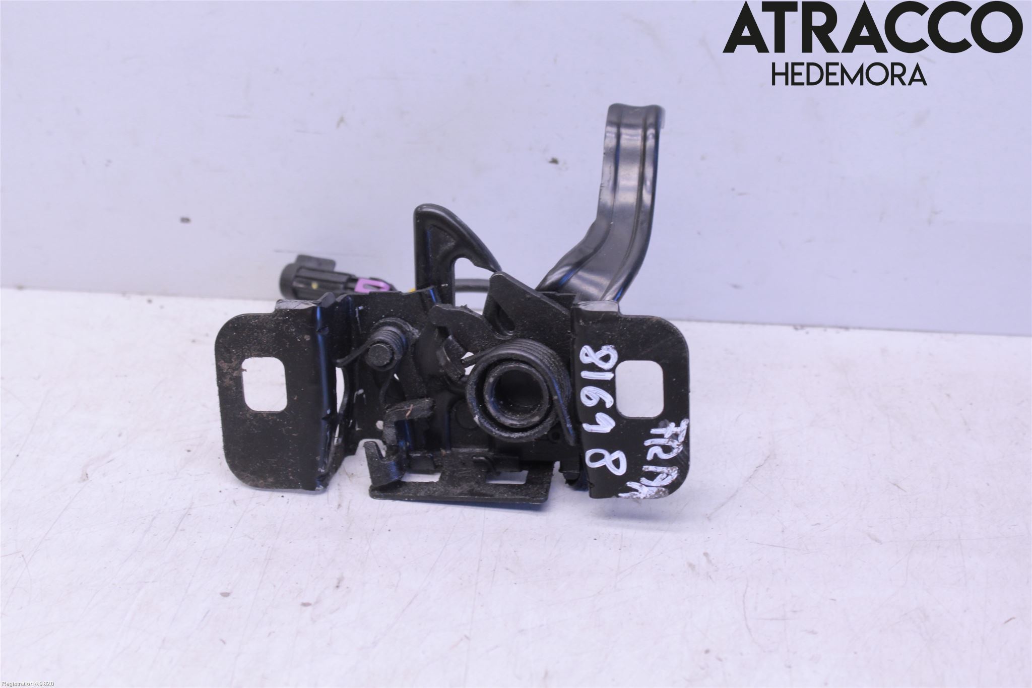 Opel CASCADA 13-19 Huvlås