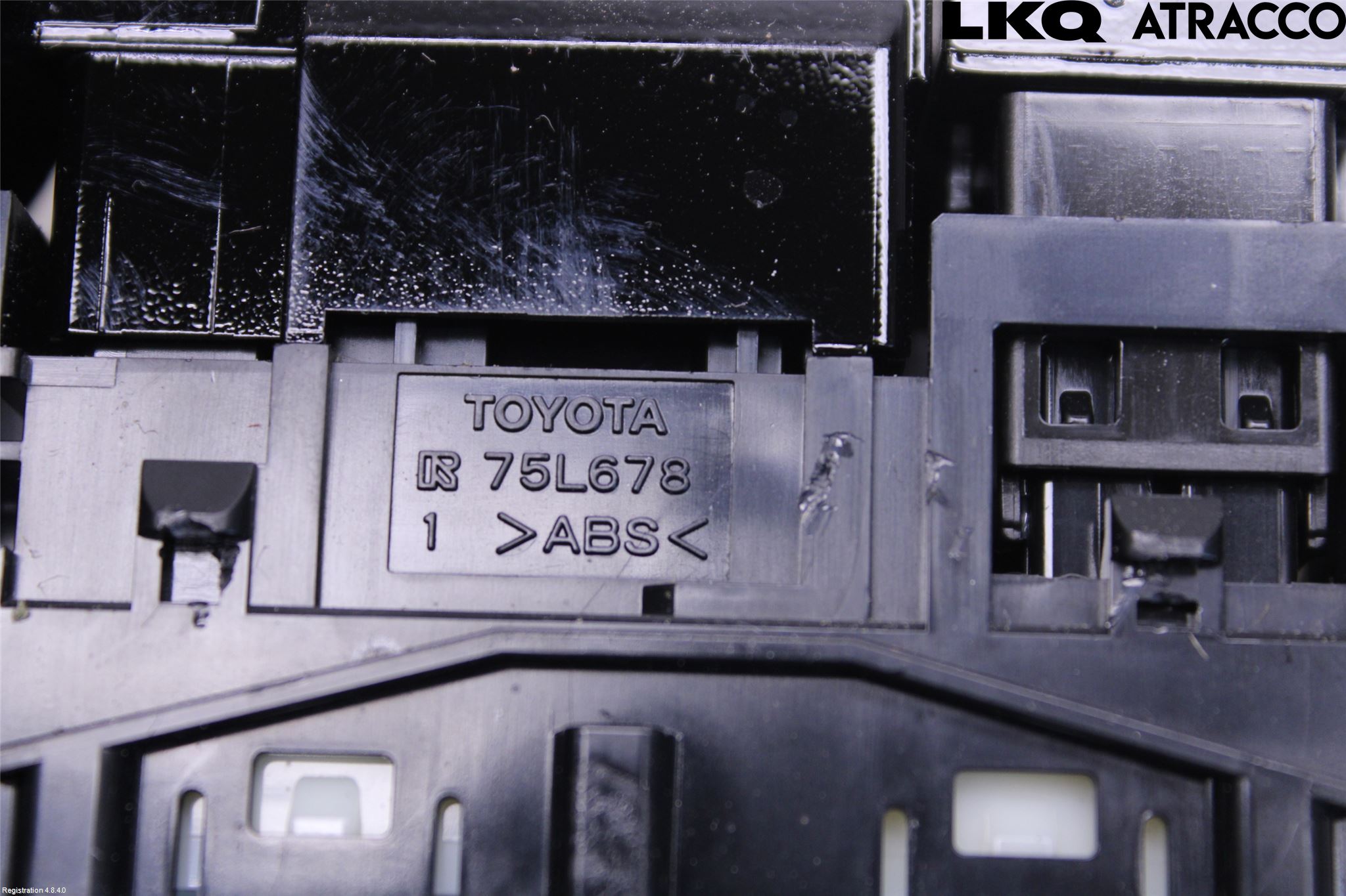 Toyota COROLLA 19- Strömställare Övrigt