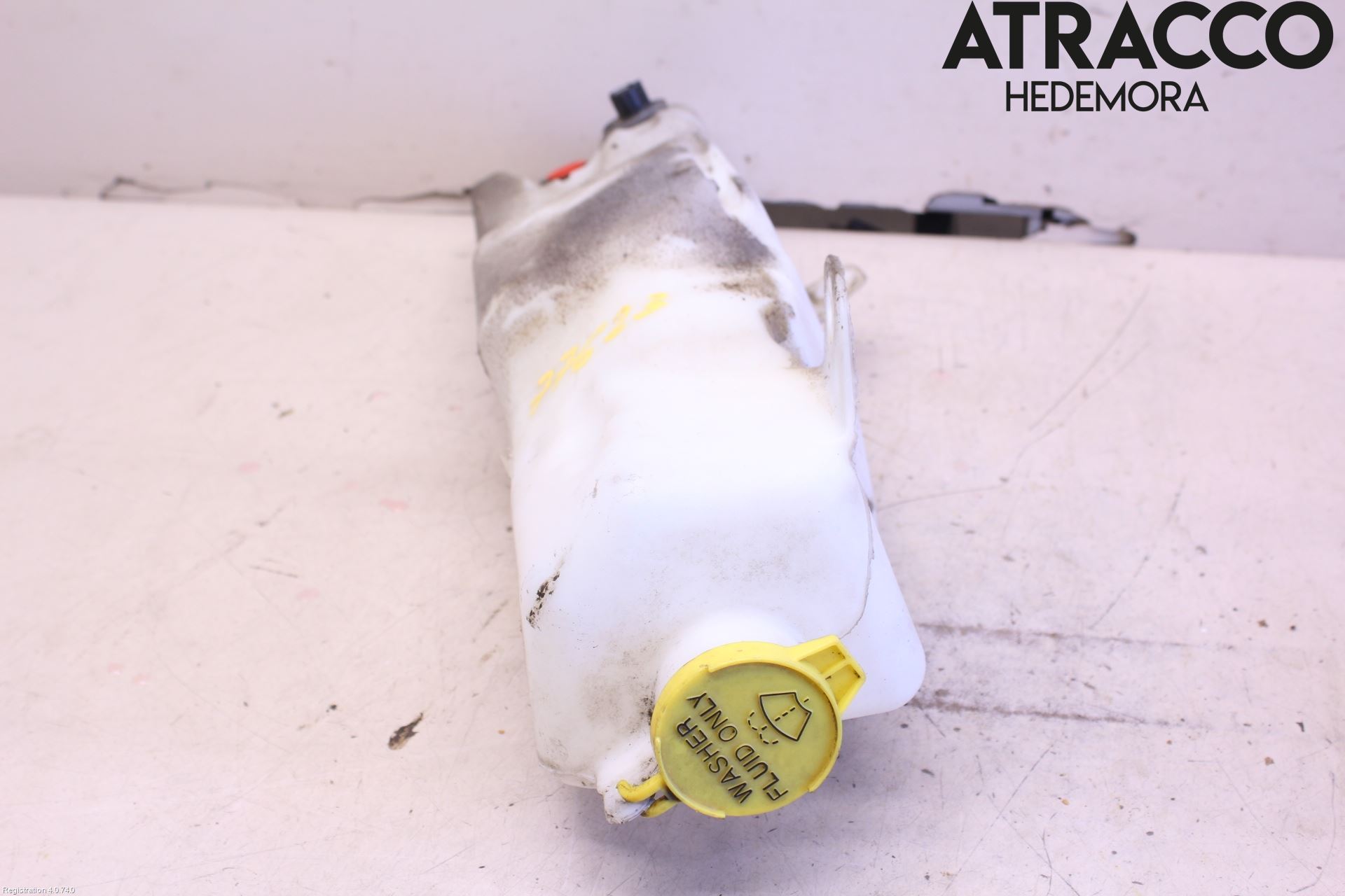 Dodge PICK UP RAM 81- Spolartank Vindruta-Strål