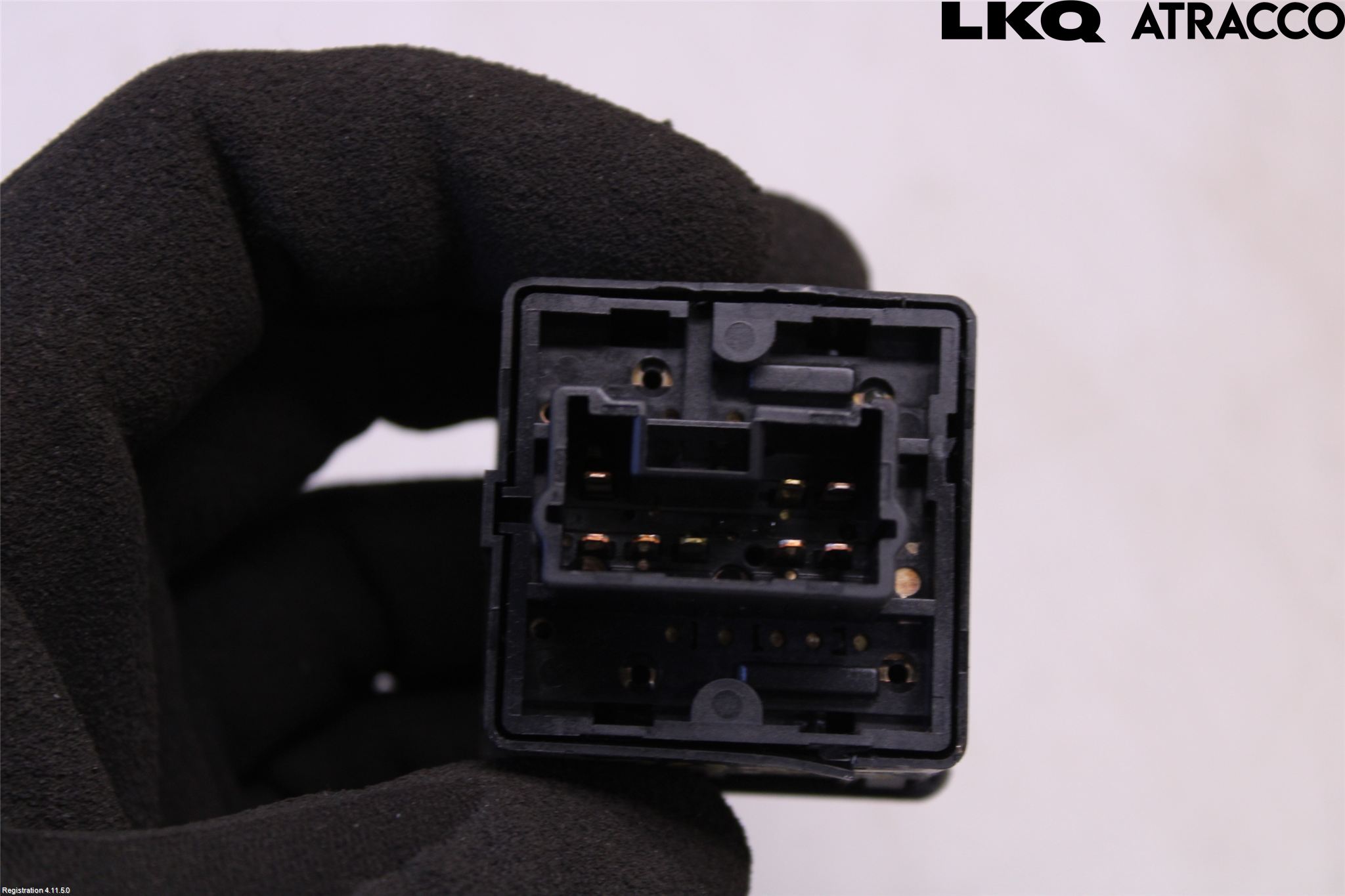 Mitsubishi SPACE STAR 13- Strömställare Stolvärme