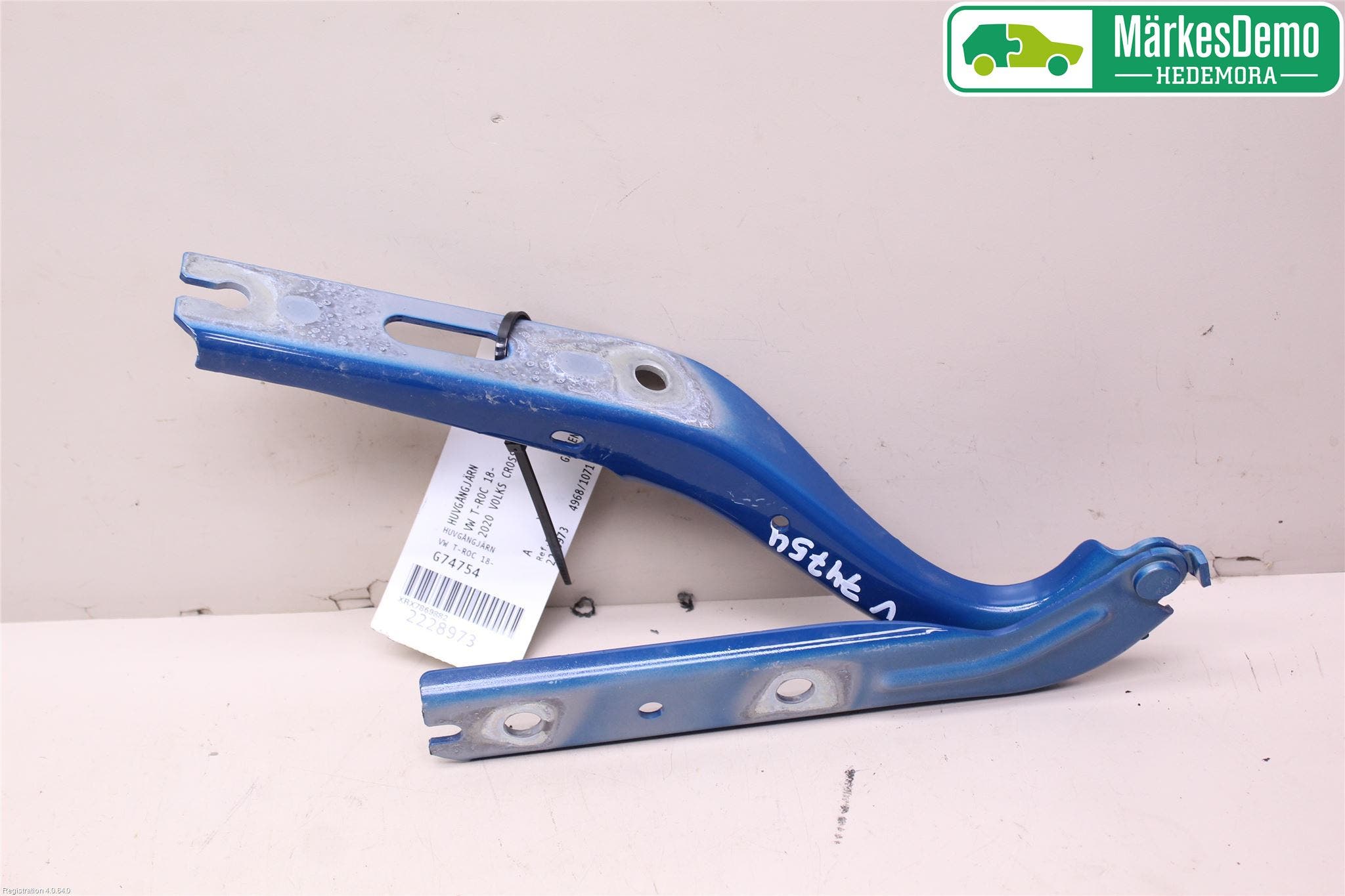 Volkswagen VW T-CROSS 19- Huvgångjärn