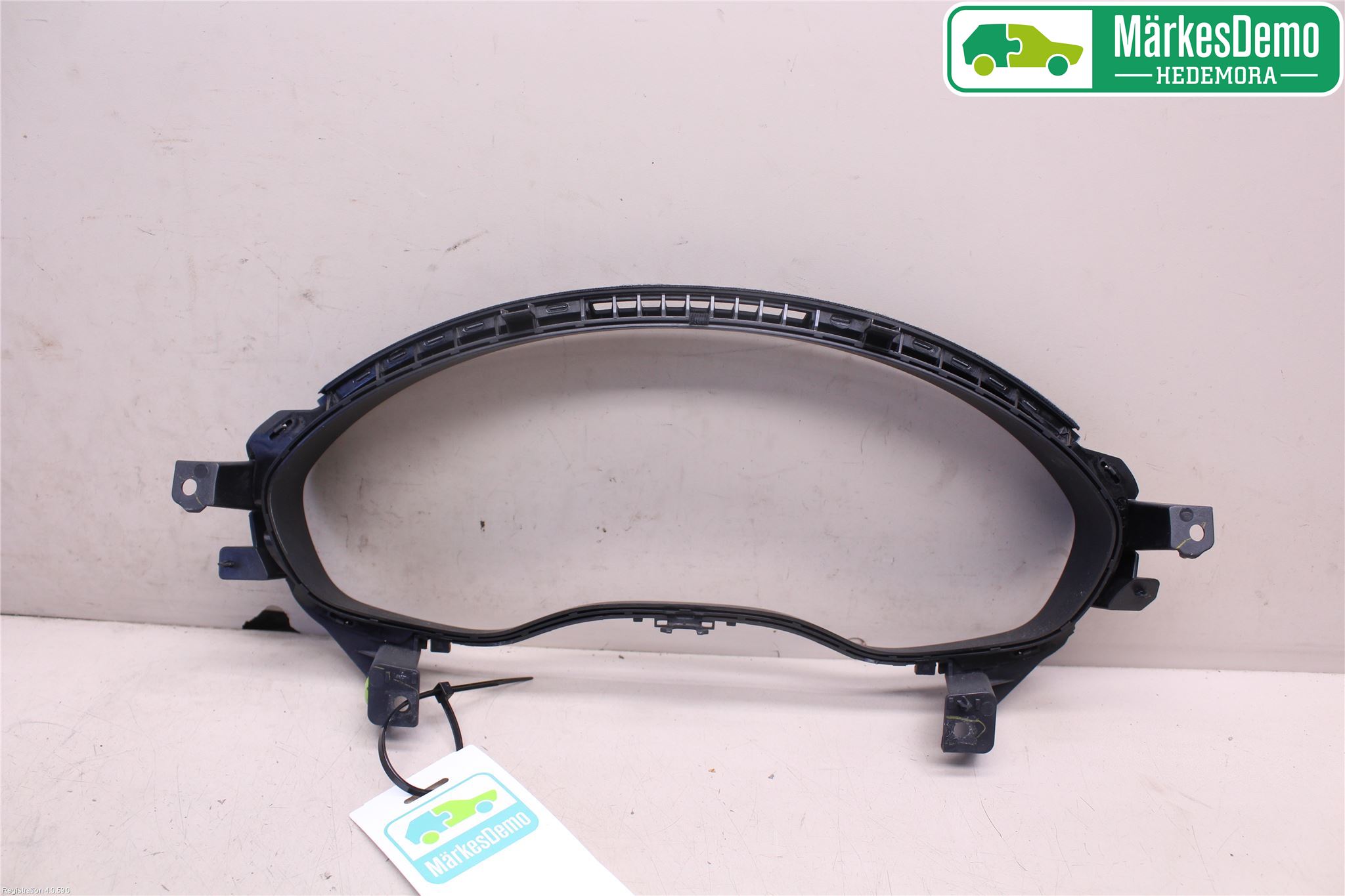 Audi A6 ALLROAD 12-18 Instrumentsarg