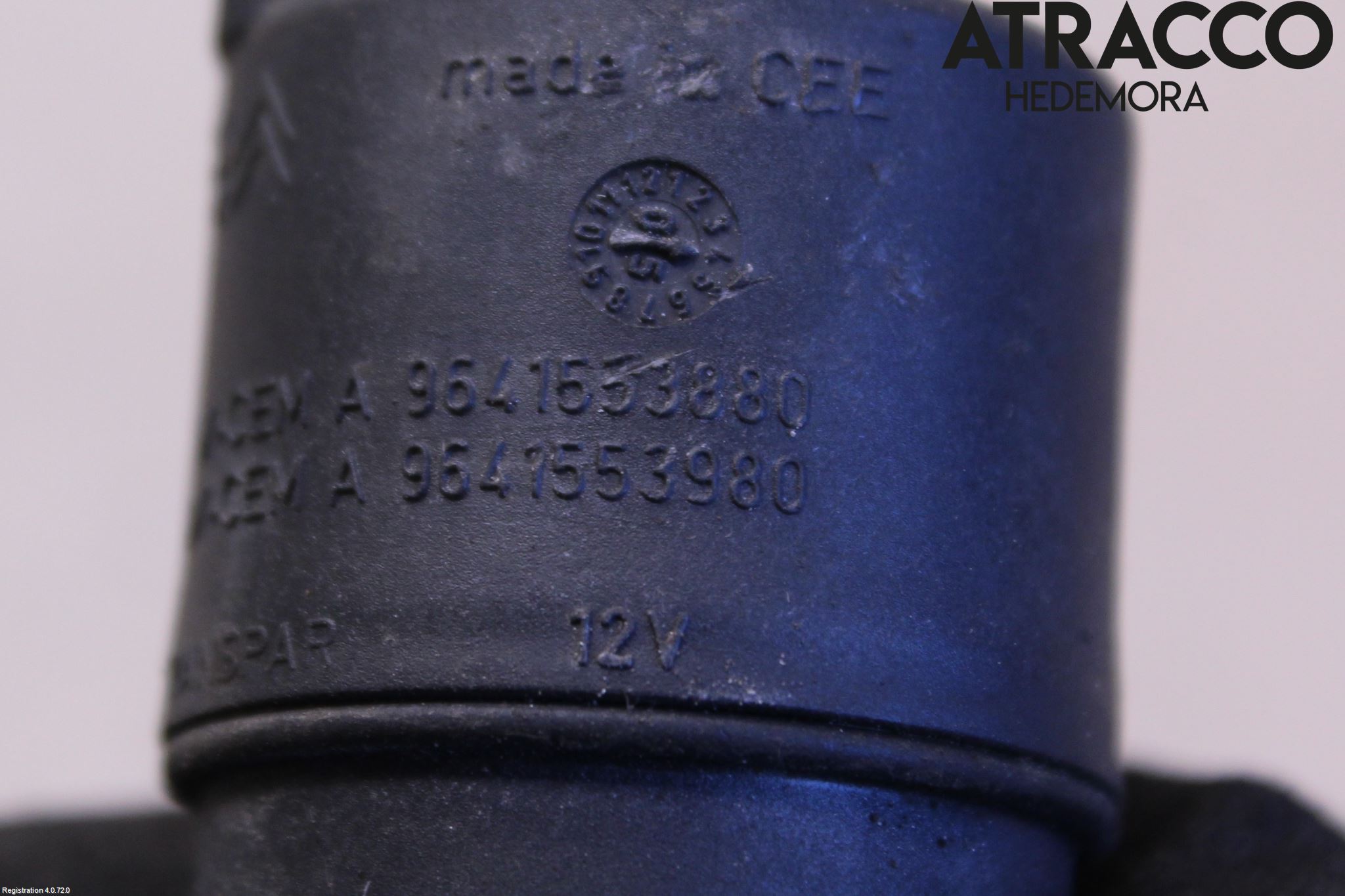 Renault MASTER III  04-10 Spolarpump Vindruta