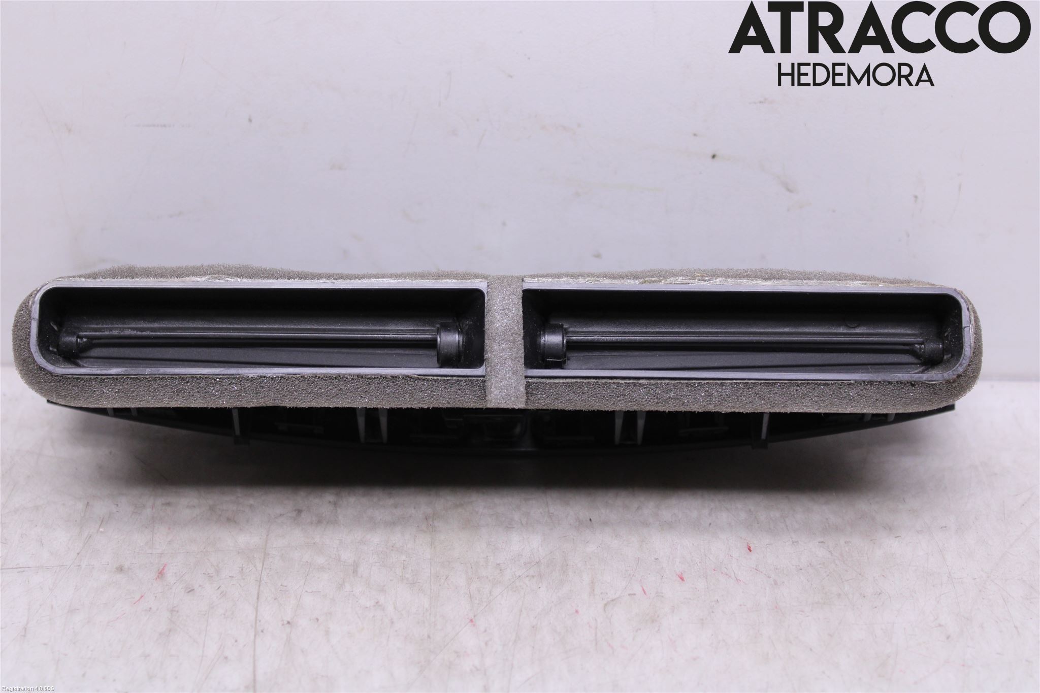 Ford C-MAX II  11-14 Defrosterkanal-Munstycke