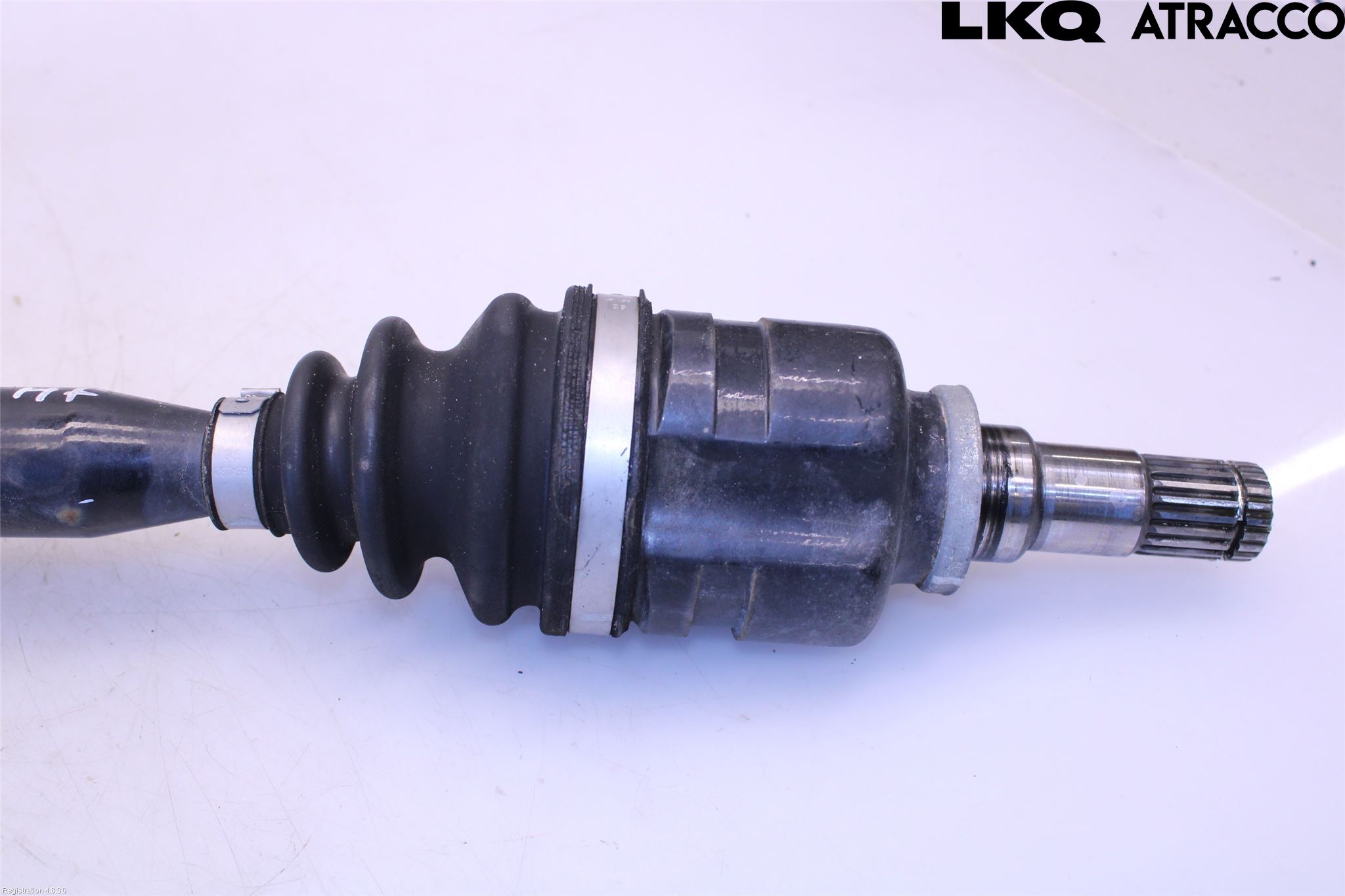 Toyota AVENSIS 09-15 Drivaxel Fram Höger