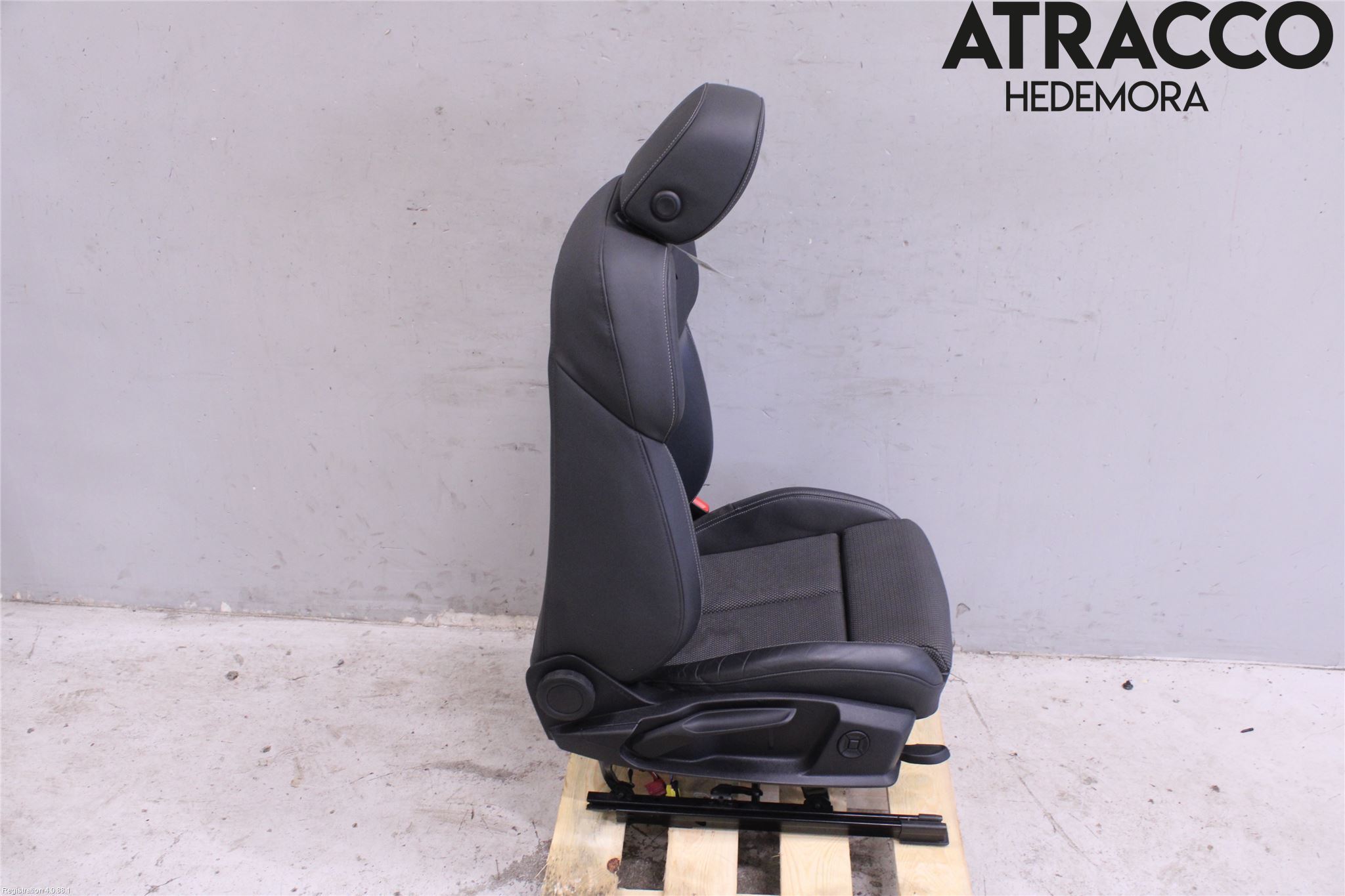 Audi A6 F2/C8 19- Inredning Stol Fram Hö