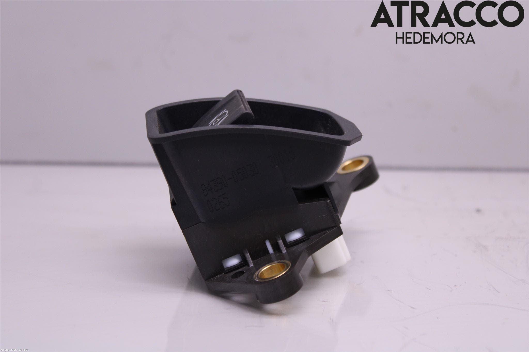 Toyota AVENSIS 16-18 Strömställare Parkeringsbroms