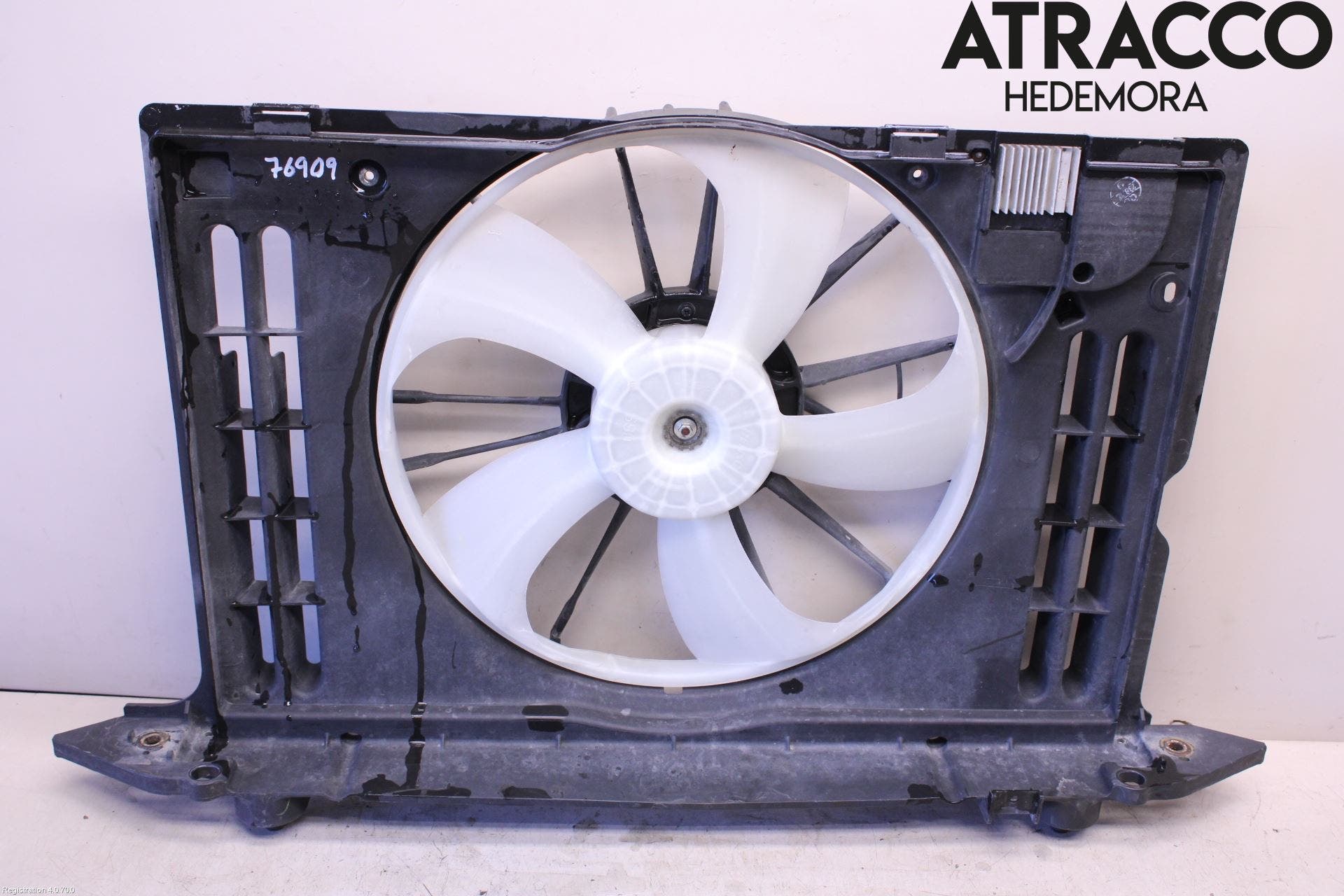 Toyota AURIS 10-12 Kylfläkt El