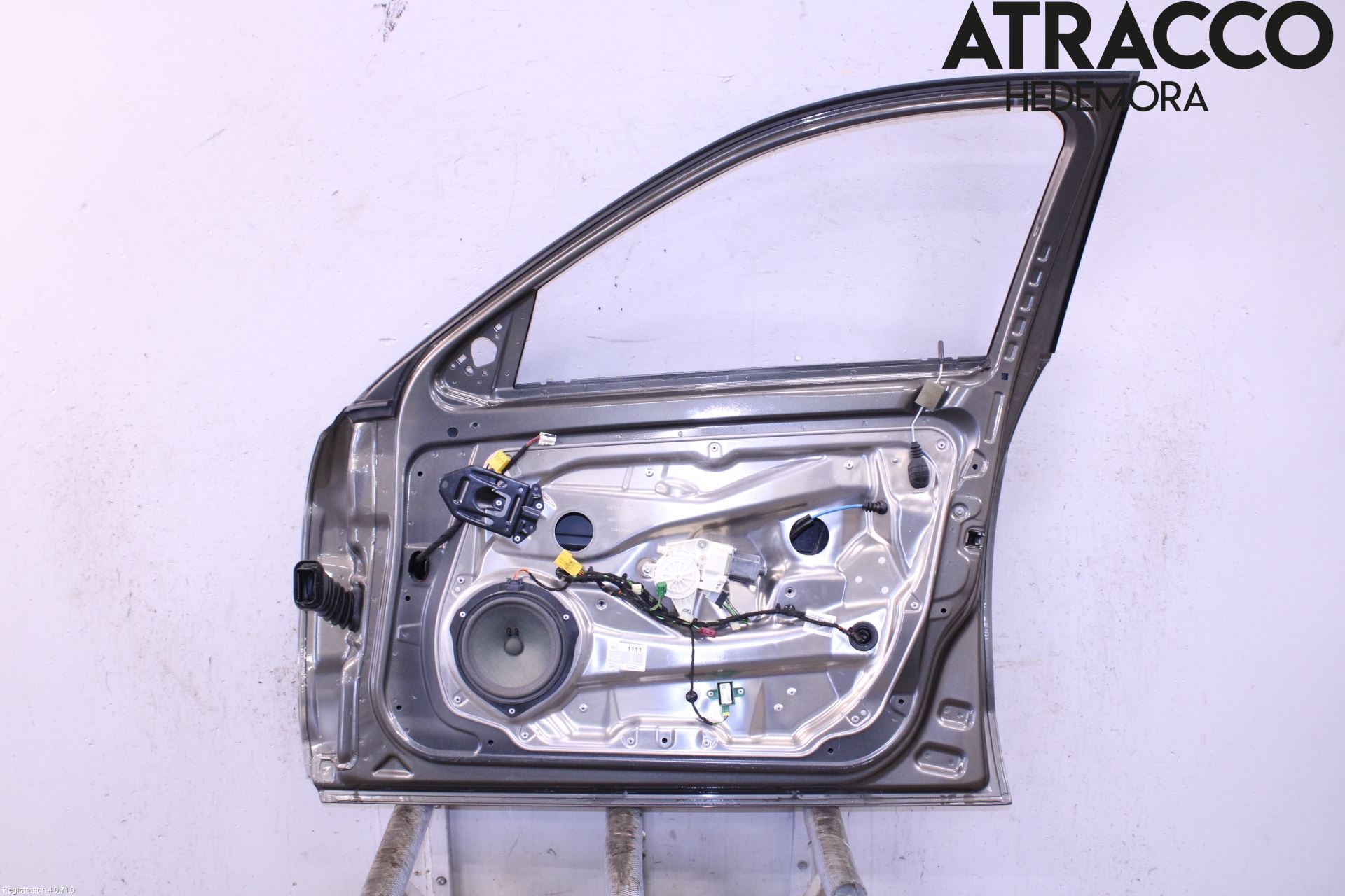 Mercedes-Benz MB E-KLASS (W212) 09-16 Dörr Fram Höger