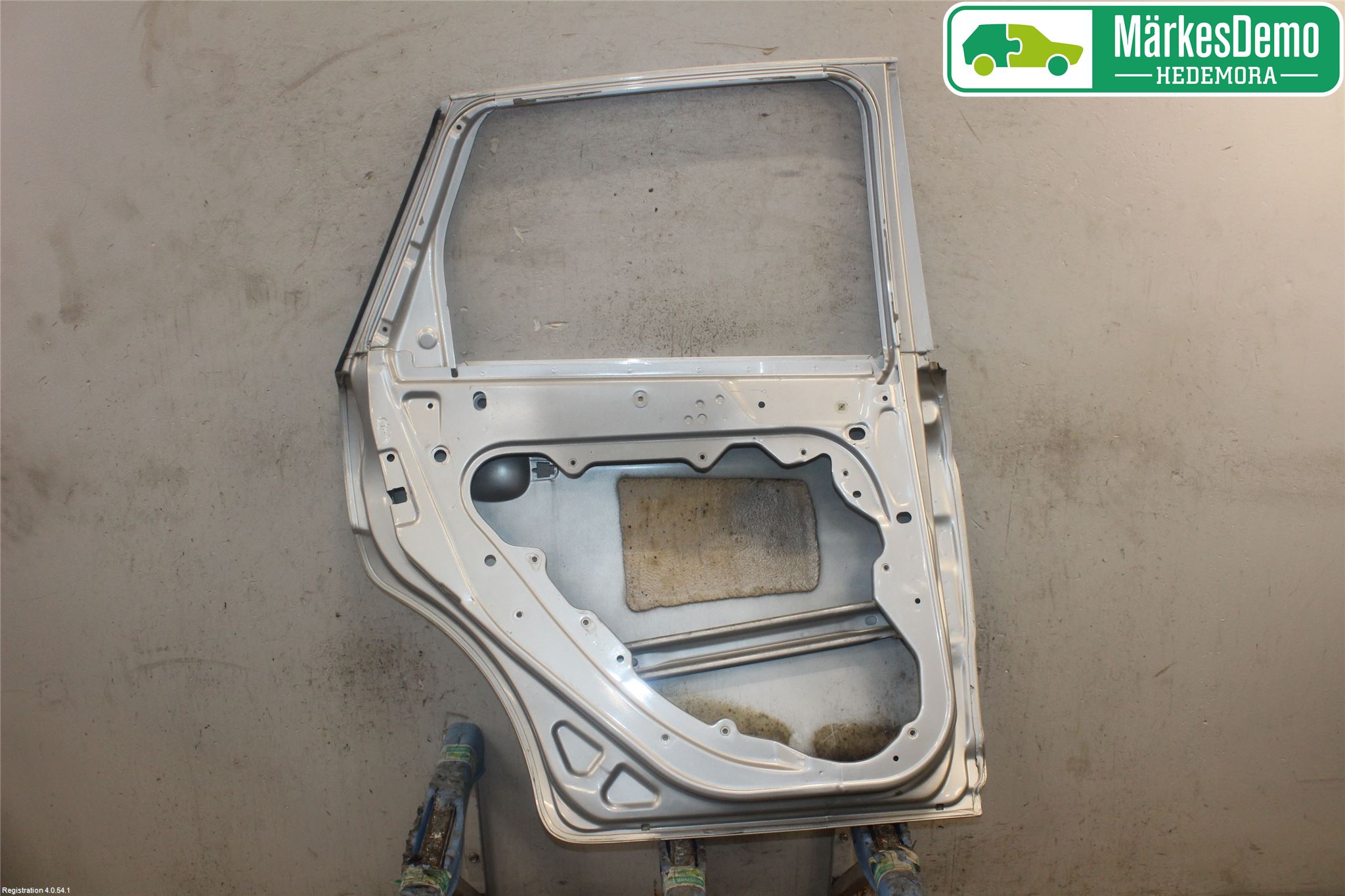 Ford FOCUS     04-07 Dörr Bak Vänster