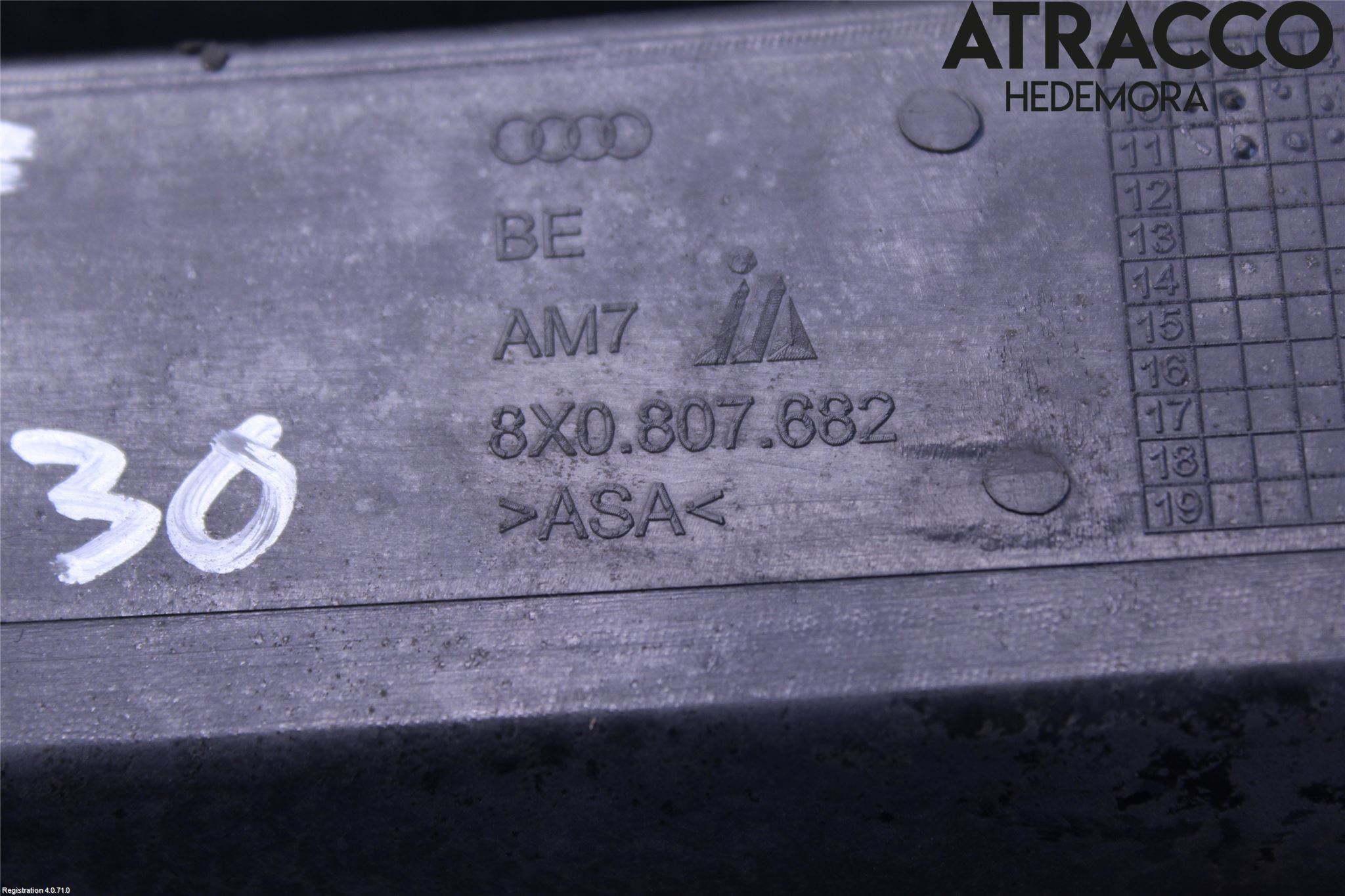 Audi A1/S1 11-18 Stötfångardel Fram Hö