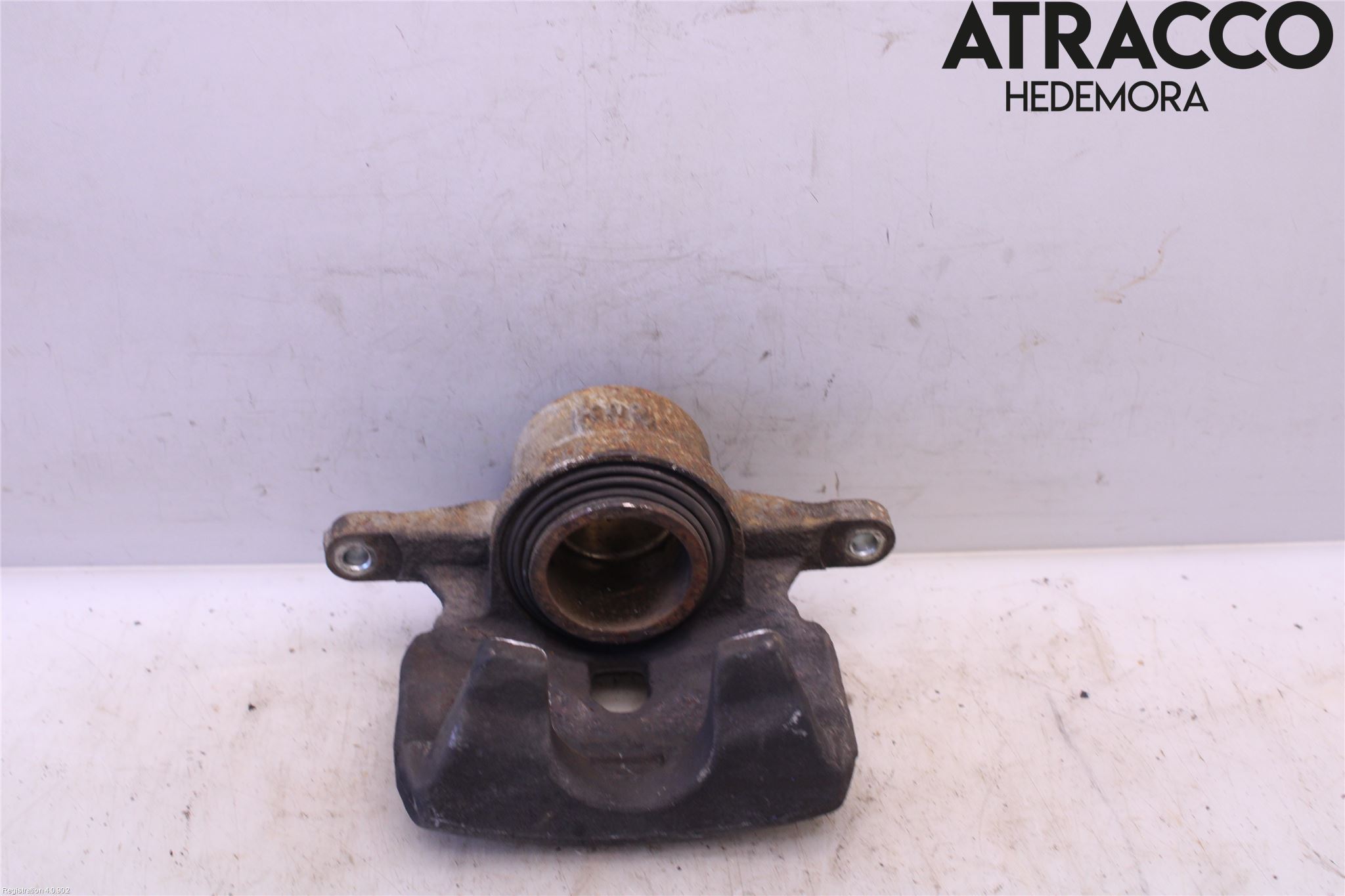 Mazda 6 13- Bromsok Fram Vänster