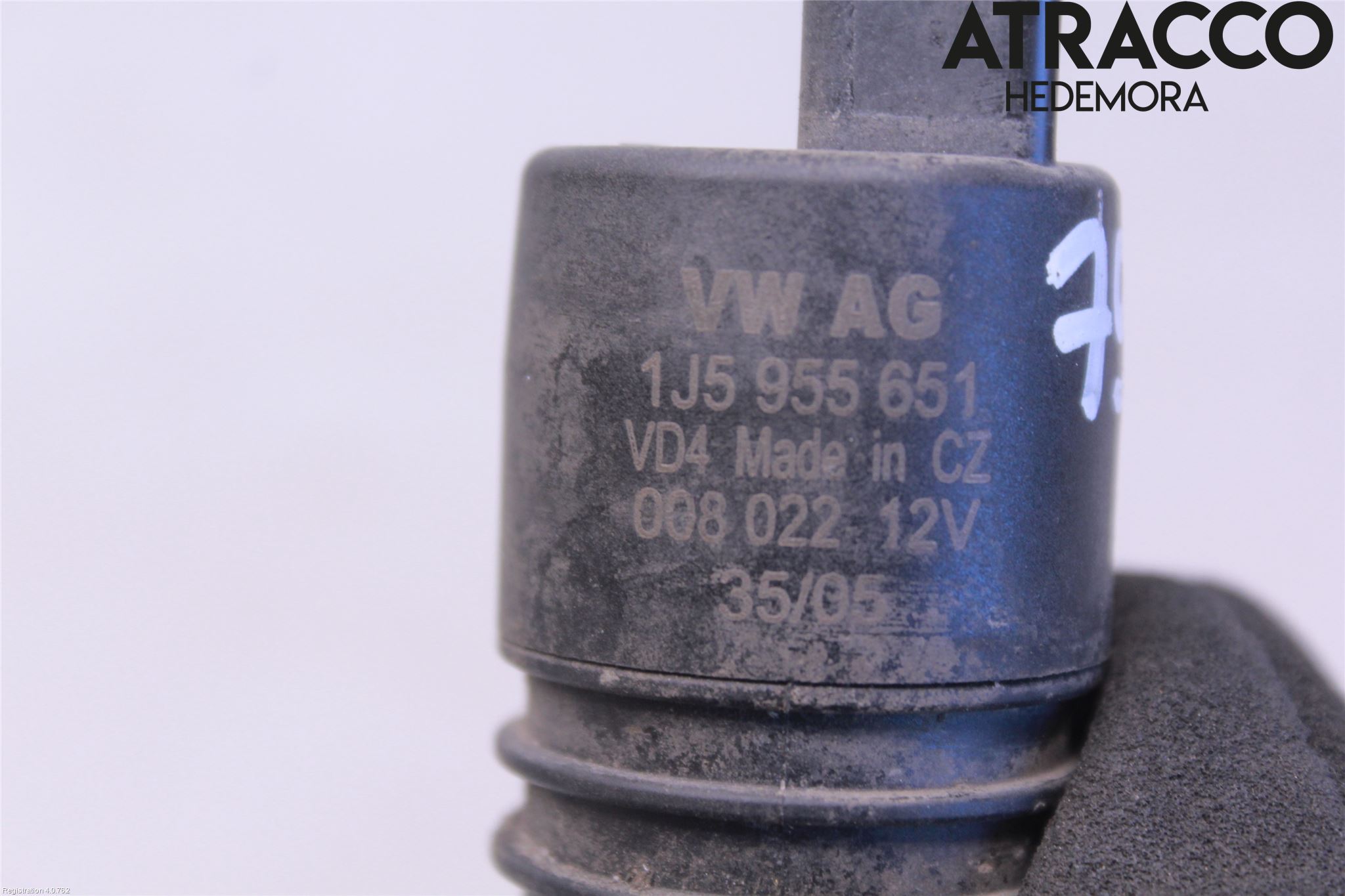 Volkswagen VW TRANSP/CARAVELLE (T5) 04-15 Spolarpump Vindruta