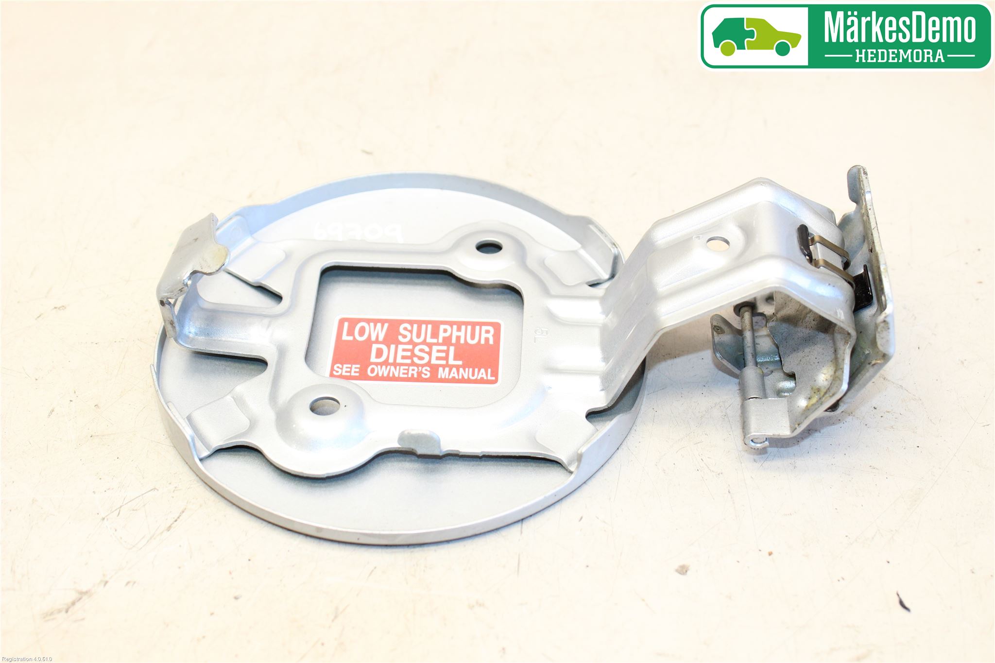 Toyota AURIS 10-12 Tanklucka